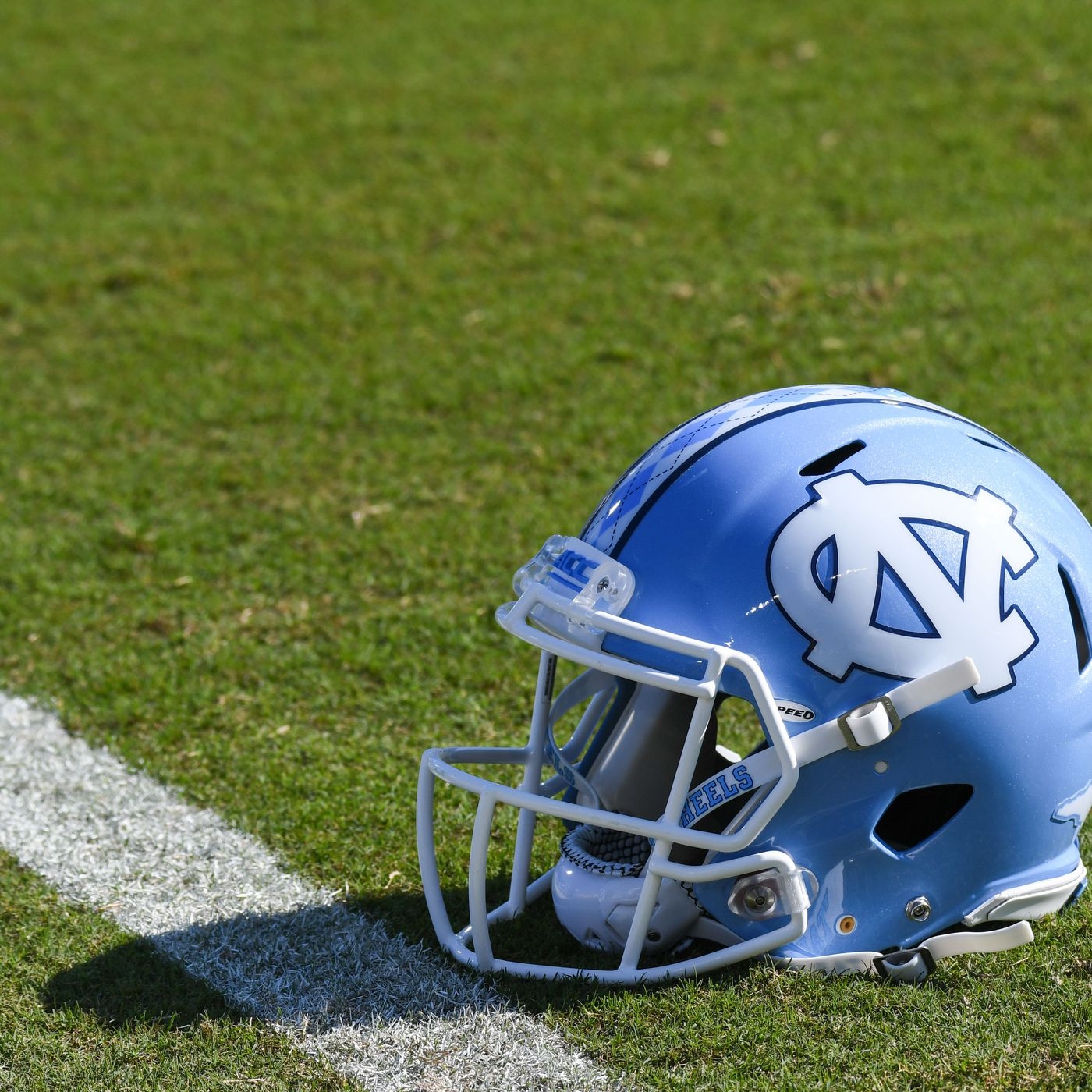 1400x1400 4 Star DL Myles Murphy Commits To UNC Over Several SEC Teams Speed Kills, Phone