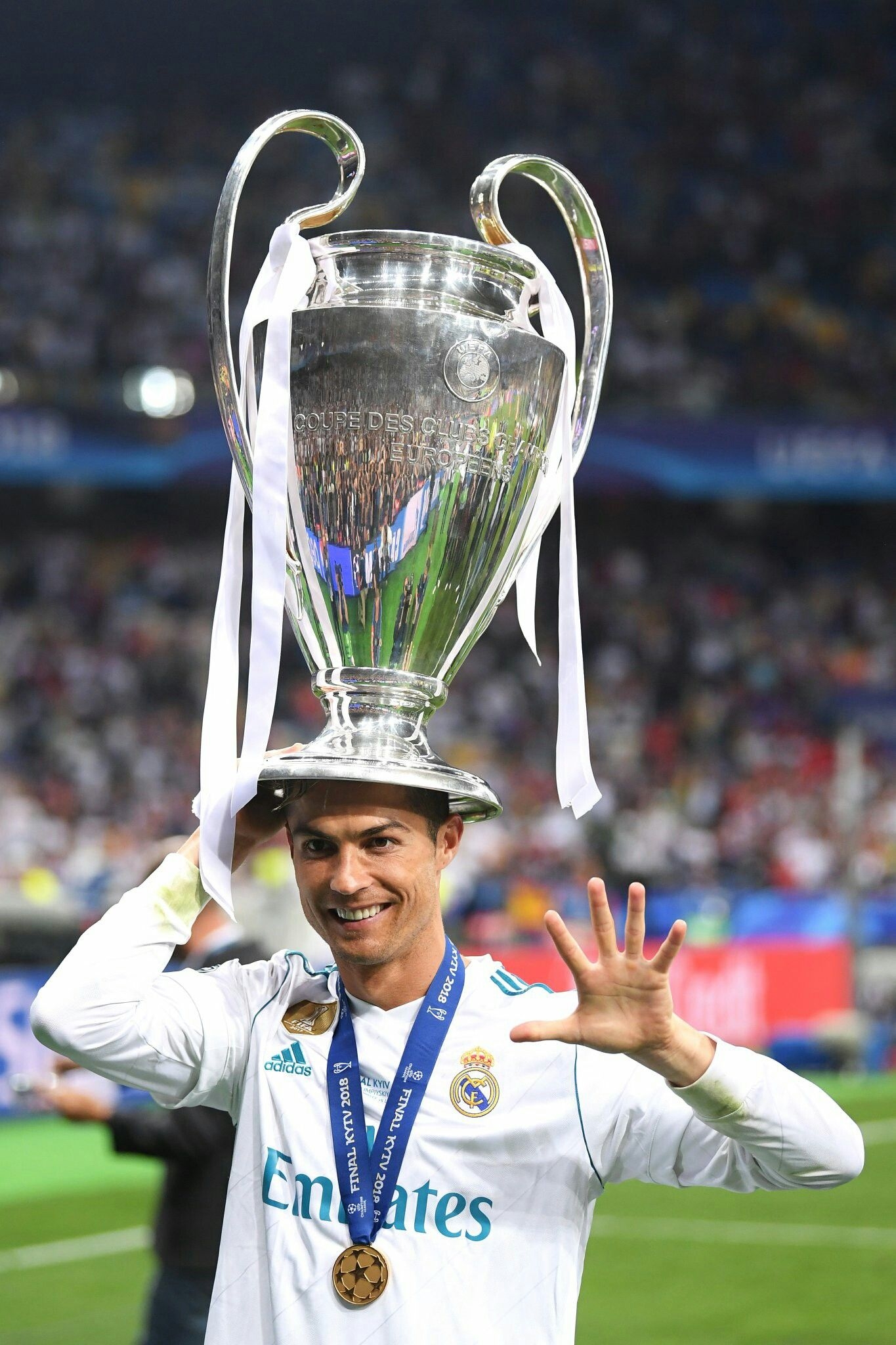 1370x2050 Cristiano Ronaldo With UCL Trophy Wallpaper, Phone