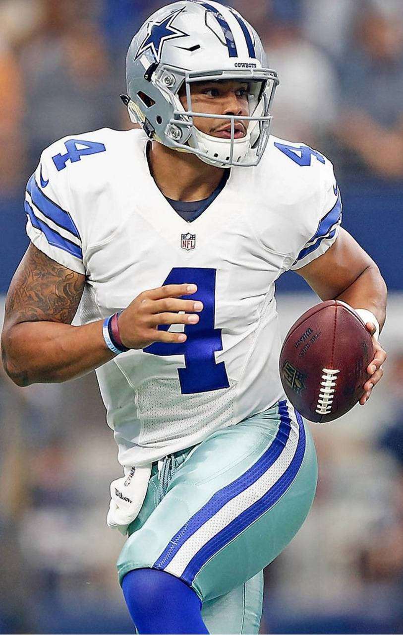 820x1280 Download Dak Prescott Football Stance Wallpaper, Phone