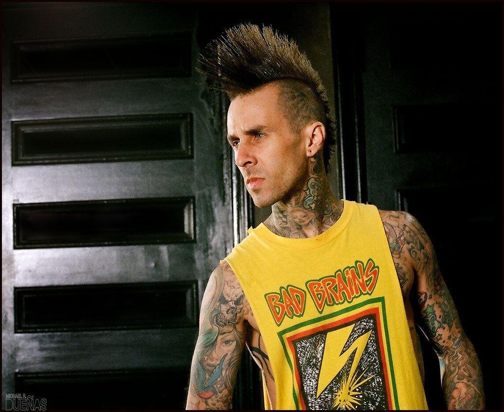 1040x850 Bad Brains” the sick drummer Travis Barker, Desktop