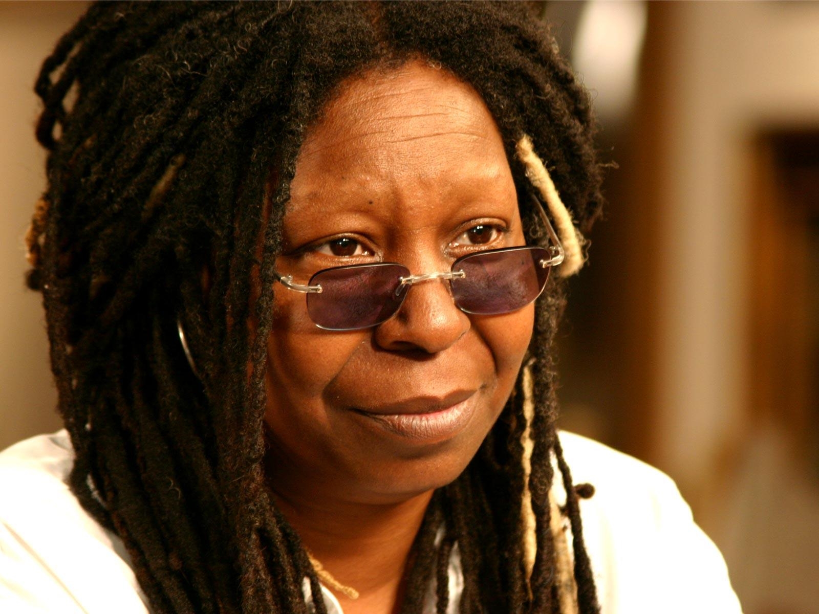 1600x1200 Whoopi Goldberg HD Wallpaperwallpaper.net, Desktop