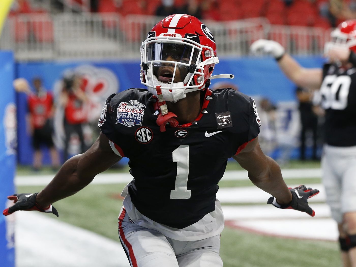 1400x1050 Peach Bowl final score: Georgia survives Cincinnati in thrilling finish, Desktop