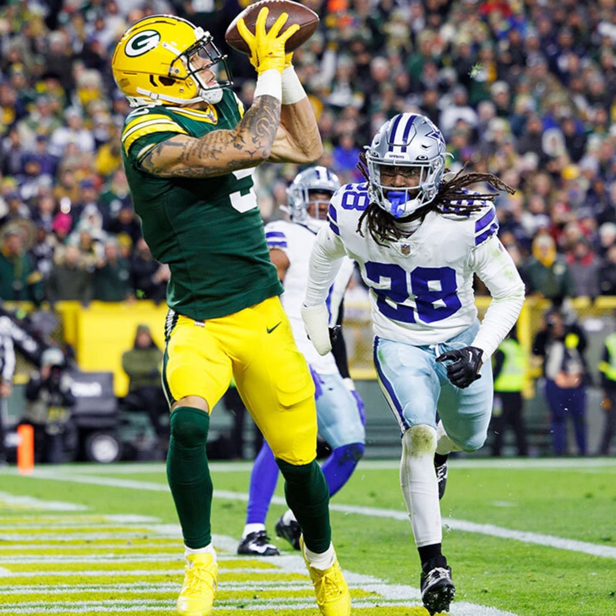 1200x1200 Packers receiver Christian Watson on his big day against the Cowboys, Phone