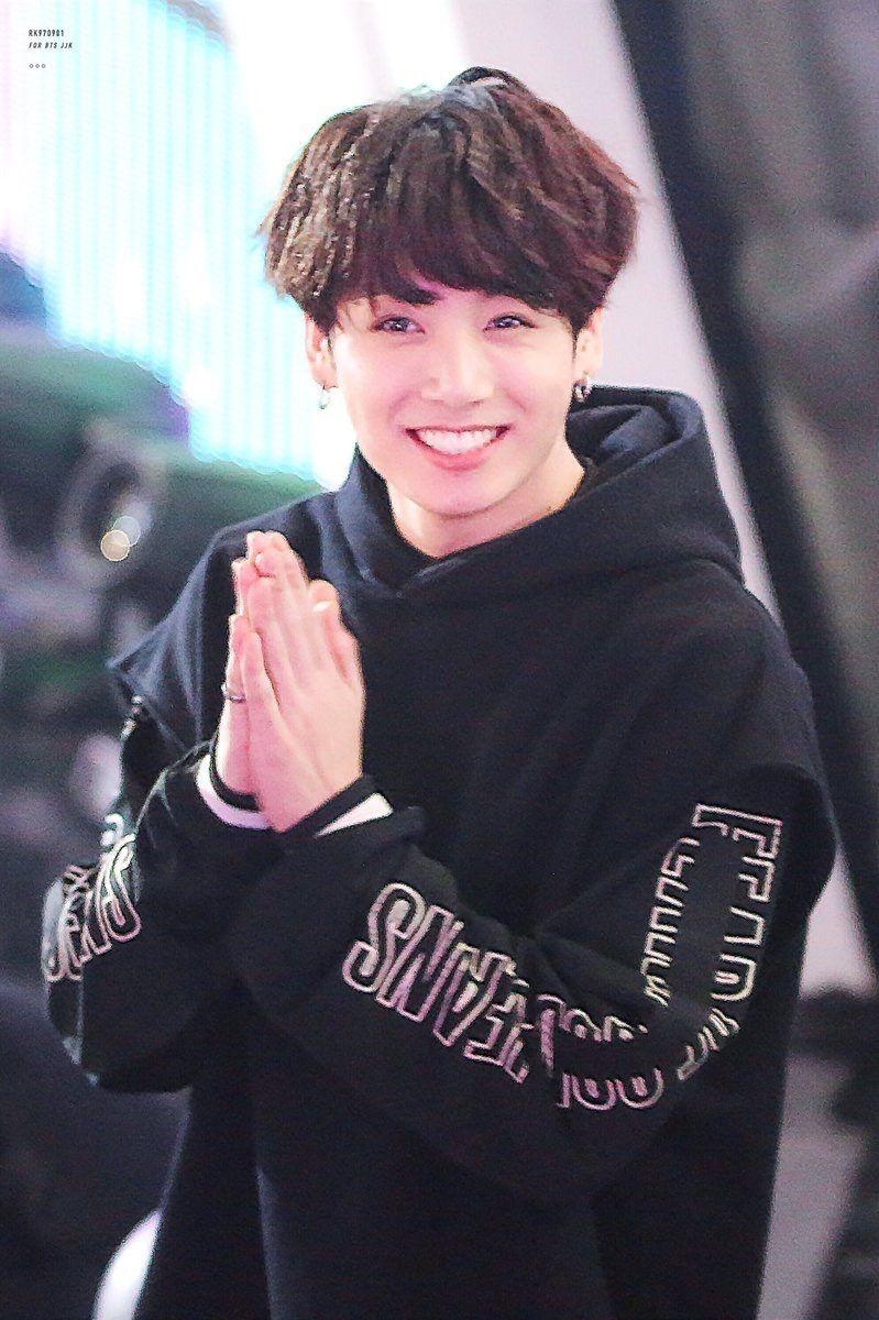 800x1200 180101 MBC - JUNGKOOK ♡. BTS. BTS, Kpop, Phone