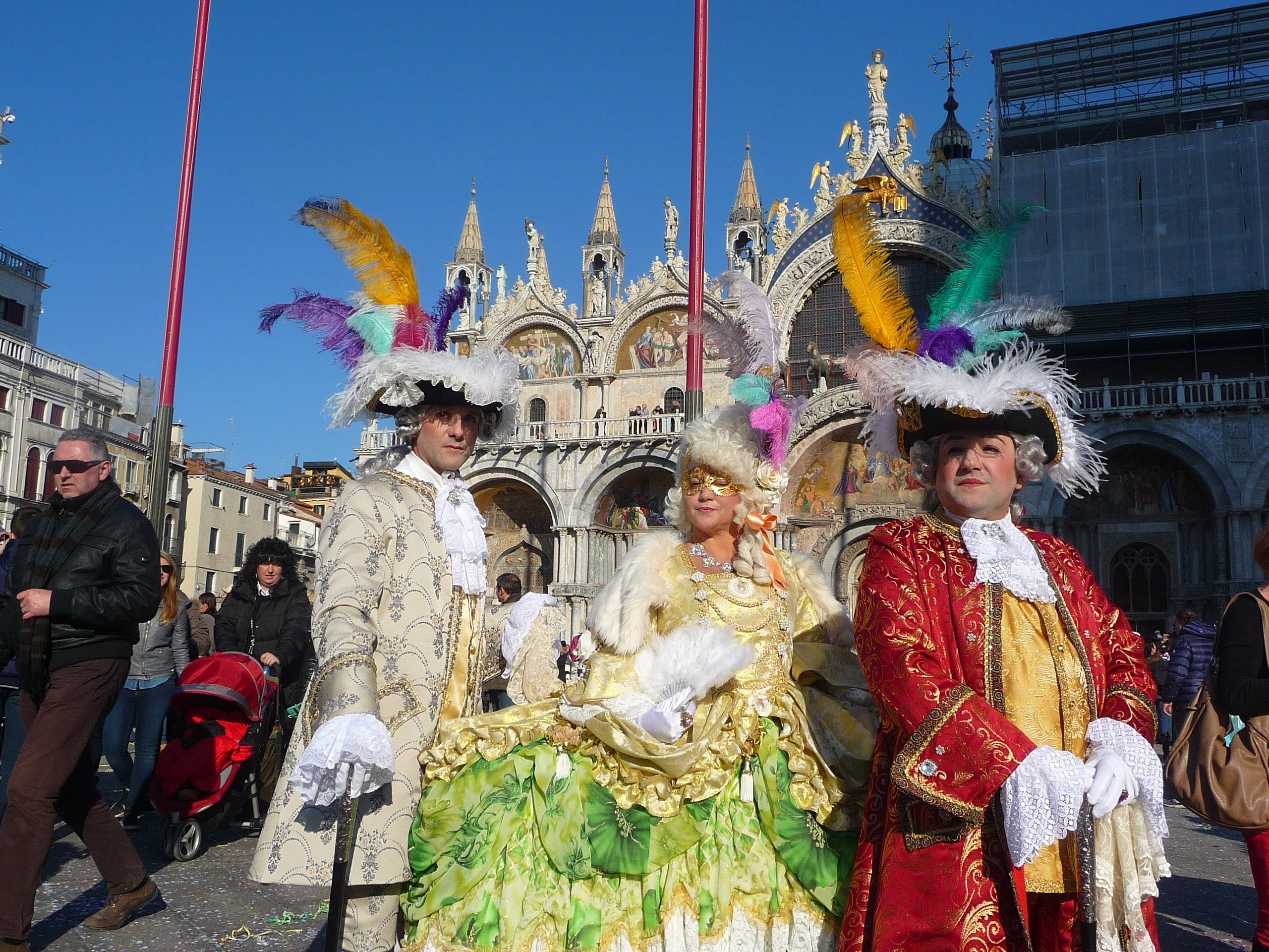 2560x1920 Venice, Carnival, Carnival Of Venice, blue, people free image, Desktop