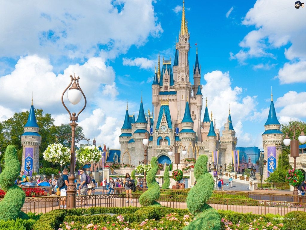 1030x770 Cinderella Castle at Magic Kingdom in Walt Disney World Resort, Desktop