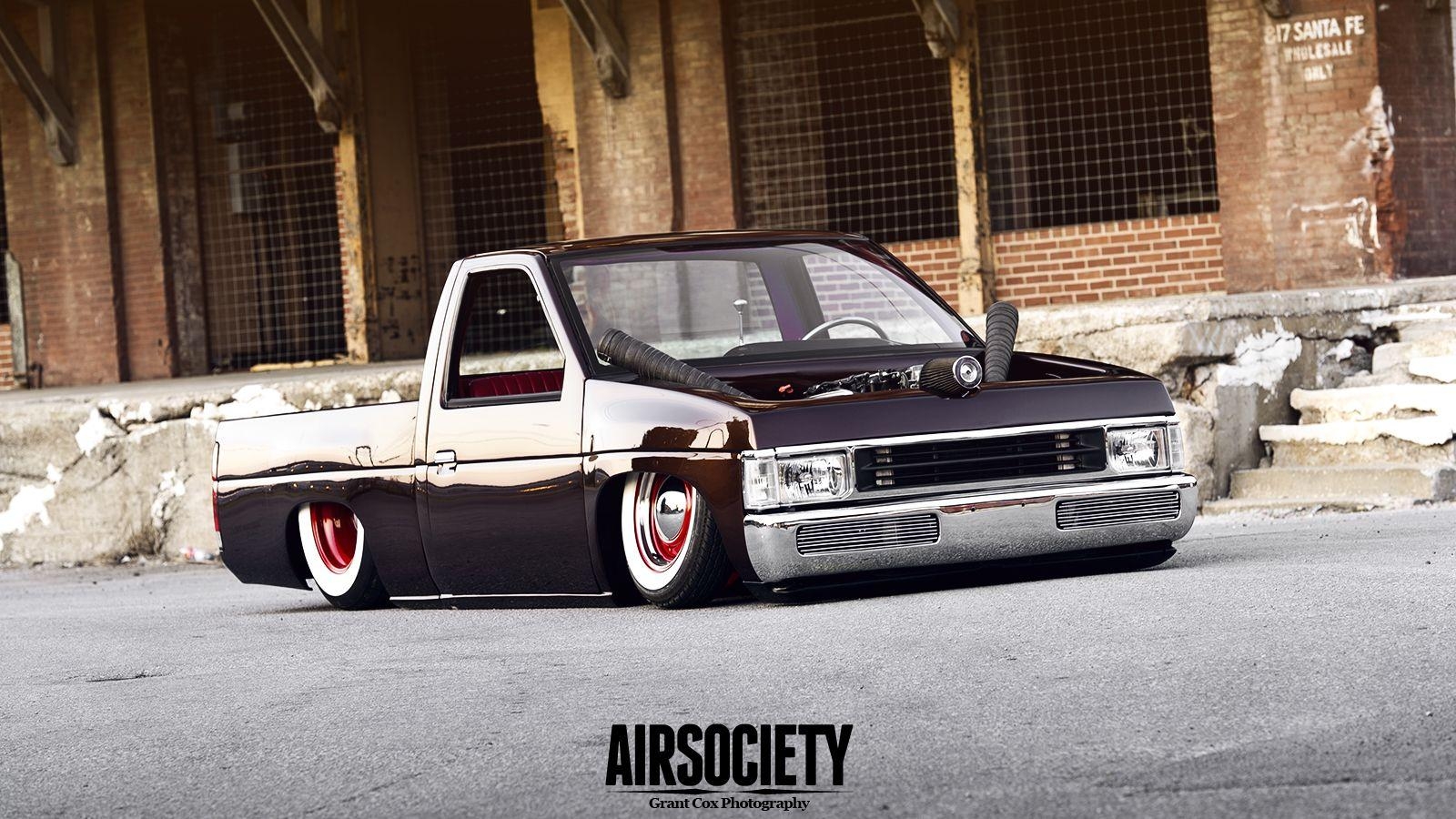 1600x900 Lift Me Up: Pat Cox's Nissan Hardbody, Desktop