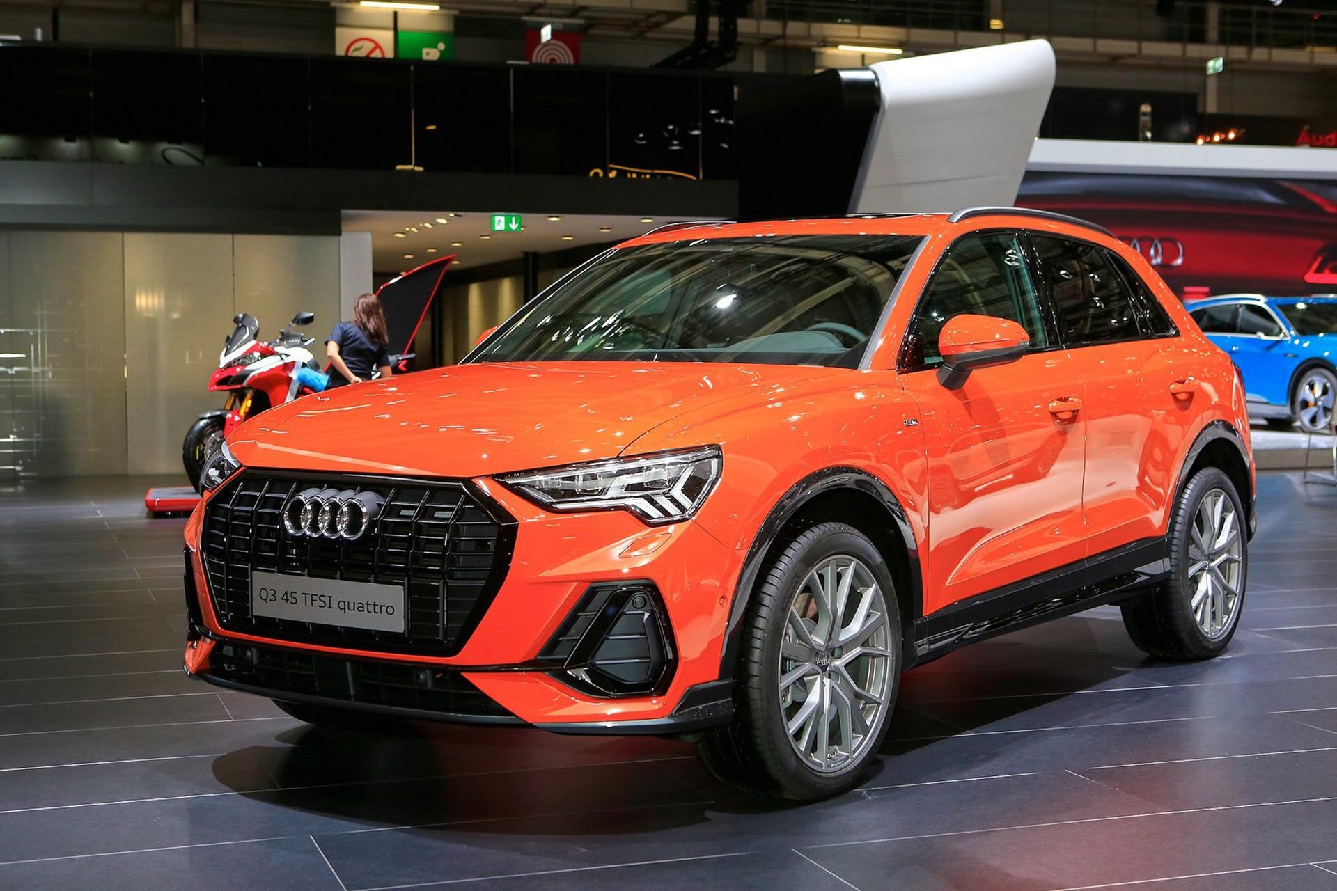 1920x1280 Audi Q3 Bows With Sporty Look, High Tech Cabin, Desktop