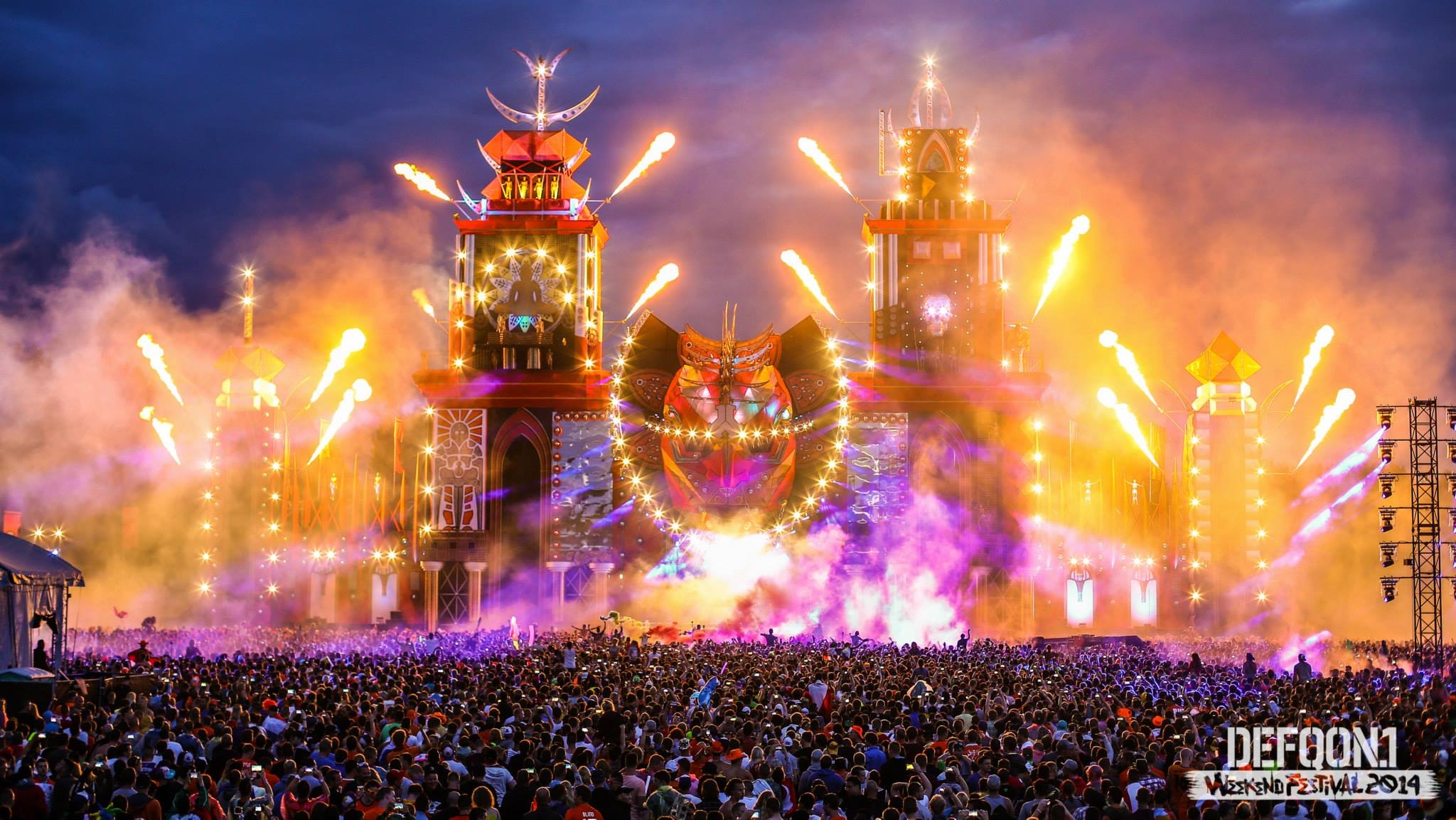 2050x1160 Defqon.1 Festival 2014, Desktop