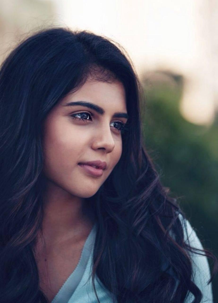 930x1280 Kalyani Priyadarshan New Latest HD Photo. Akhil Akkineni Hello Movie Heroine Kalyani Priyadarshan Photo Shoot ImageCineFrames, Phone