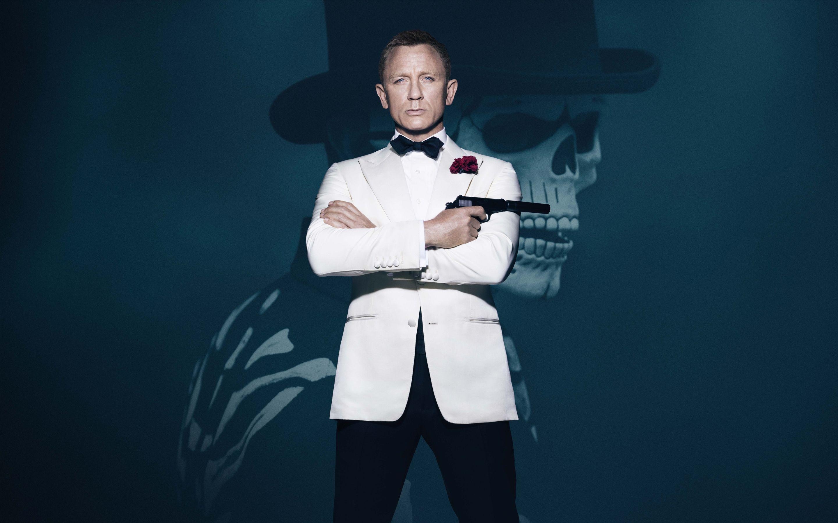 2880x1800 Daniel Craig in Spectre Wallpaper, Desktop