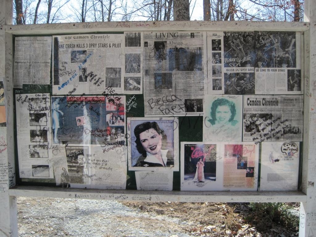 1030x770 Patsy Cline Memorial Camden TN, Desktop