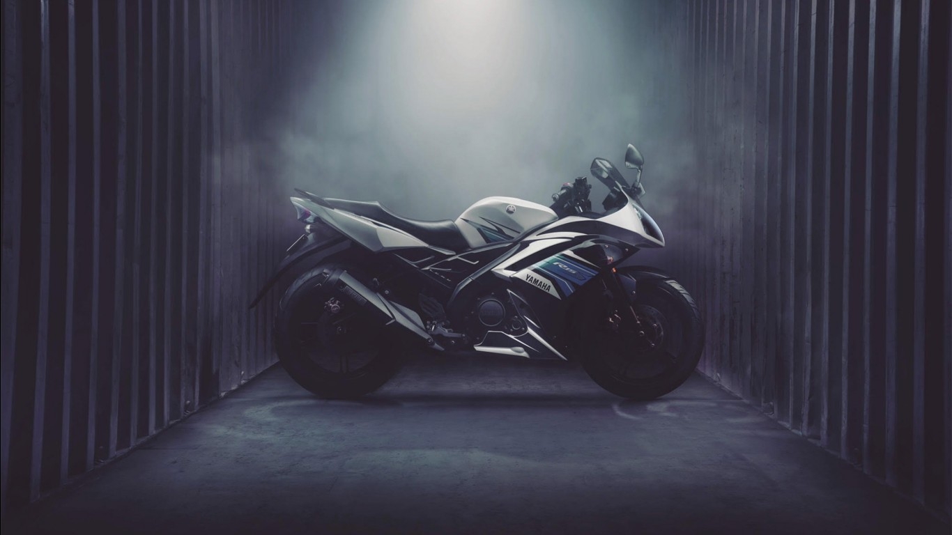 1370x770 Yamaha R15 Sports bike Wallpaper, Desktop