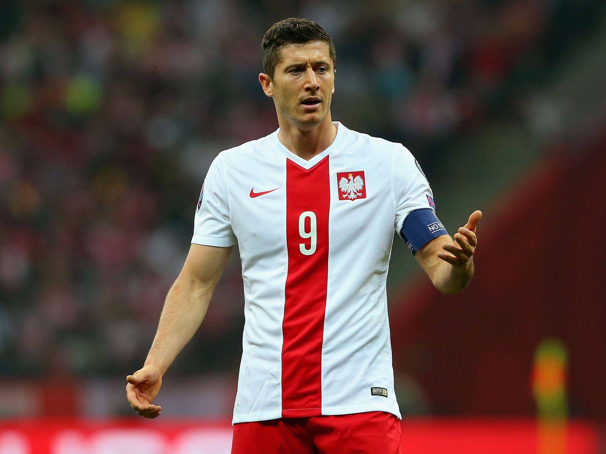 2050x1540 A new look Lewandowski?, Desktop