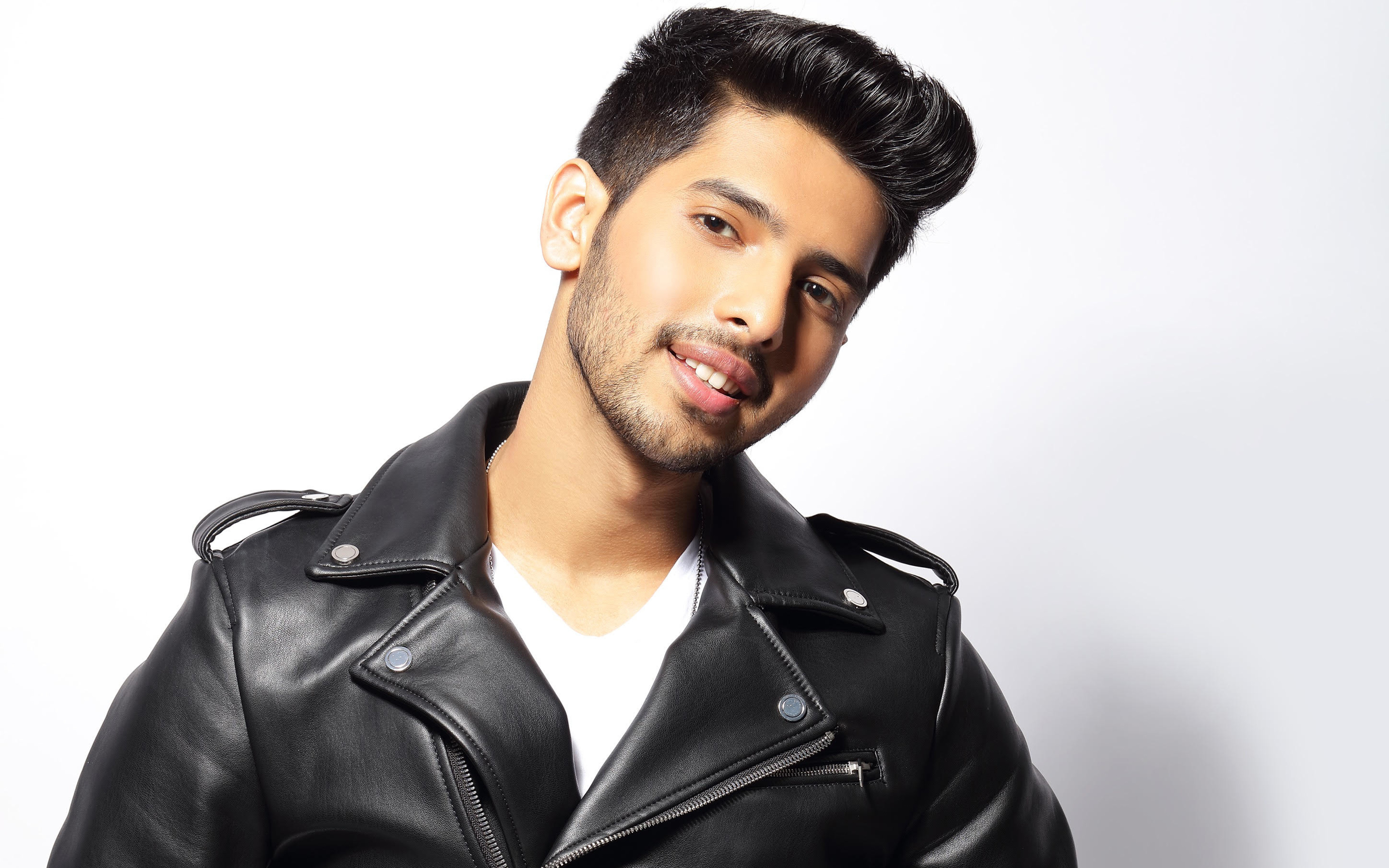 3840x2400 Armaan Malik, Indian Singer, Portrait, Fashion Model, Desktop