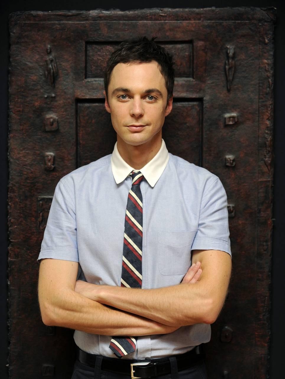 970x1280 Jim Parsons Wallpaper, Phone