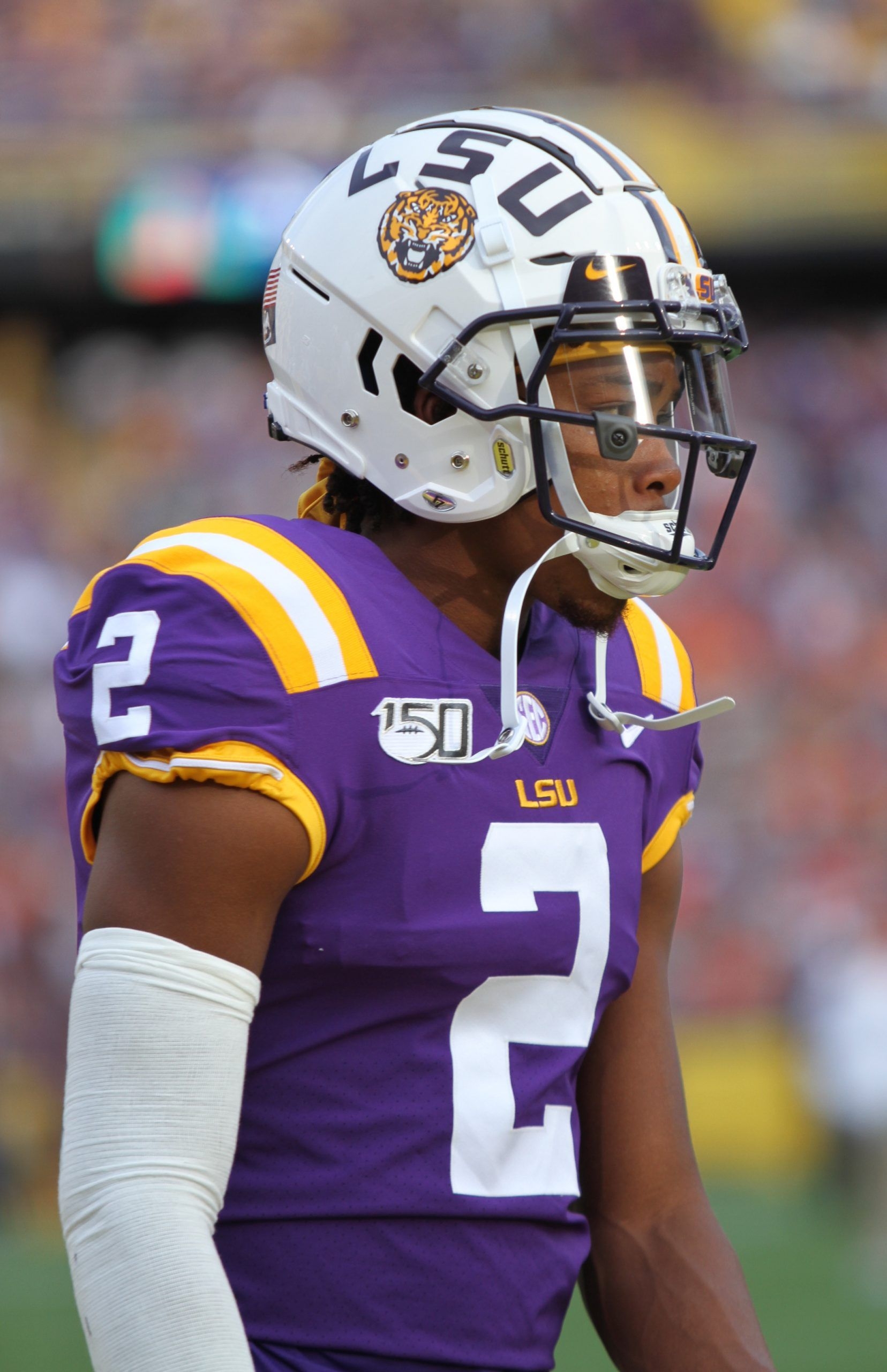 1660x2560 4K Justin Jefferson Wallpaper Discover More Wallpaper. /4k Justin Jefferson Wallpa. Lsu Football, Nfl Football Wallpaper, Lsu Tigers Football, Phone