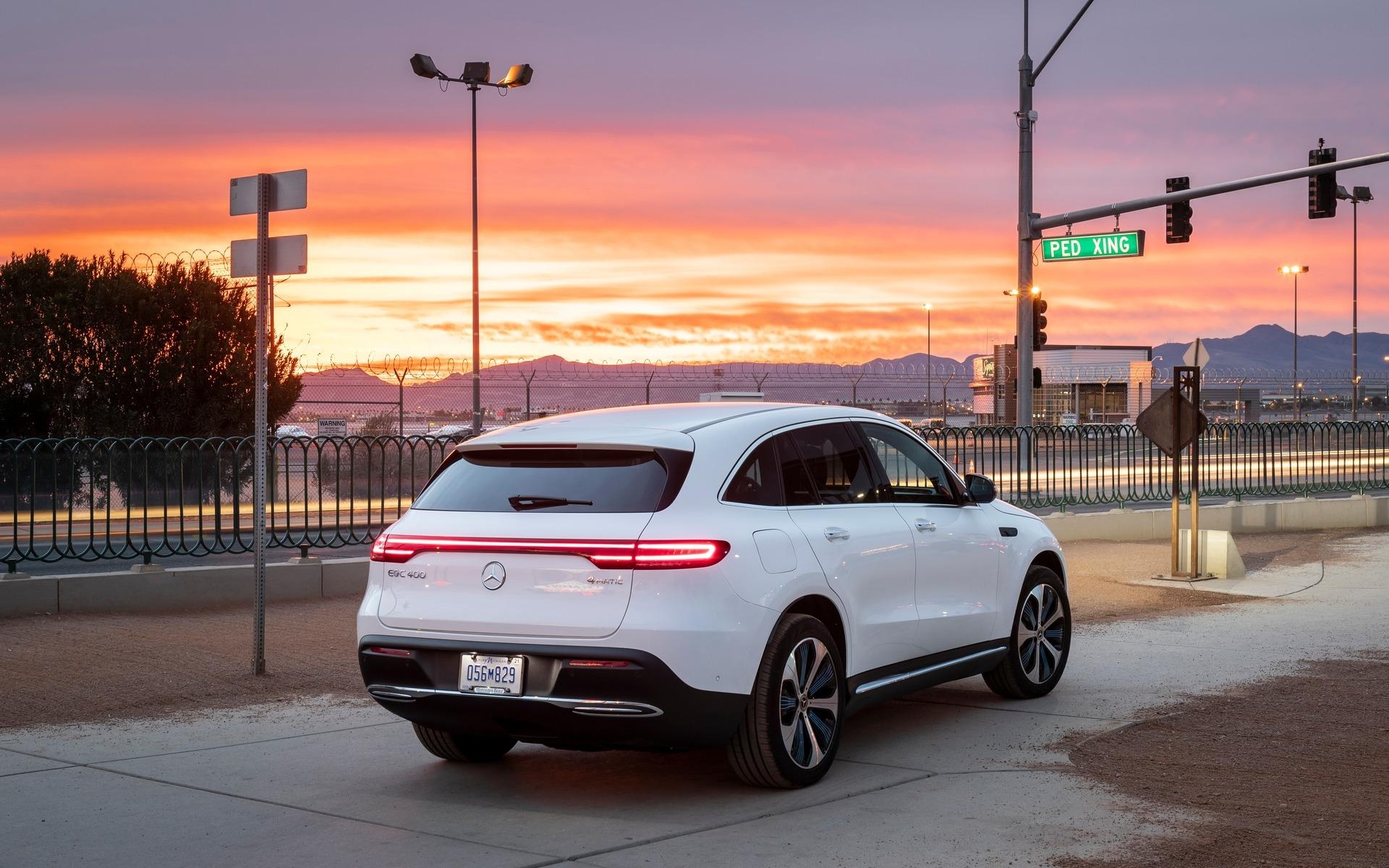 1920x1200 Mercedes Benz Unveils The Fully Electric EQC In Toronto, Desktop