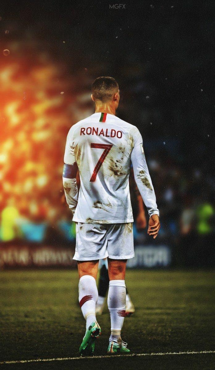 700x1200 Cristiano Ronaldo HD Wallpaper Free Cristiano Ronaldo, Phone