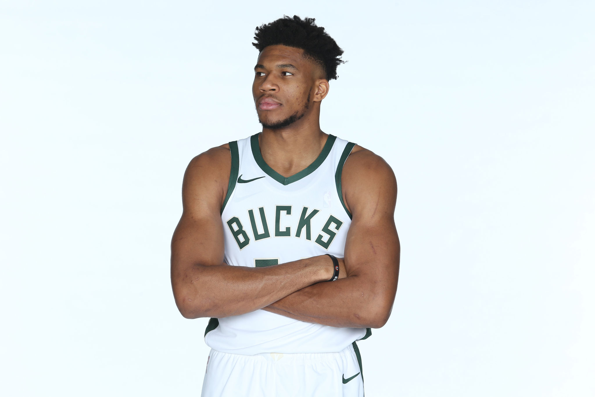 2050x1370 Giannis Antetokounmpo HD Wallpaper, Desktop