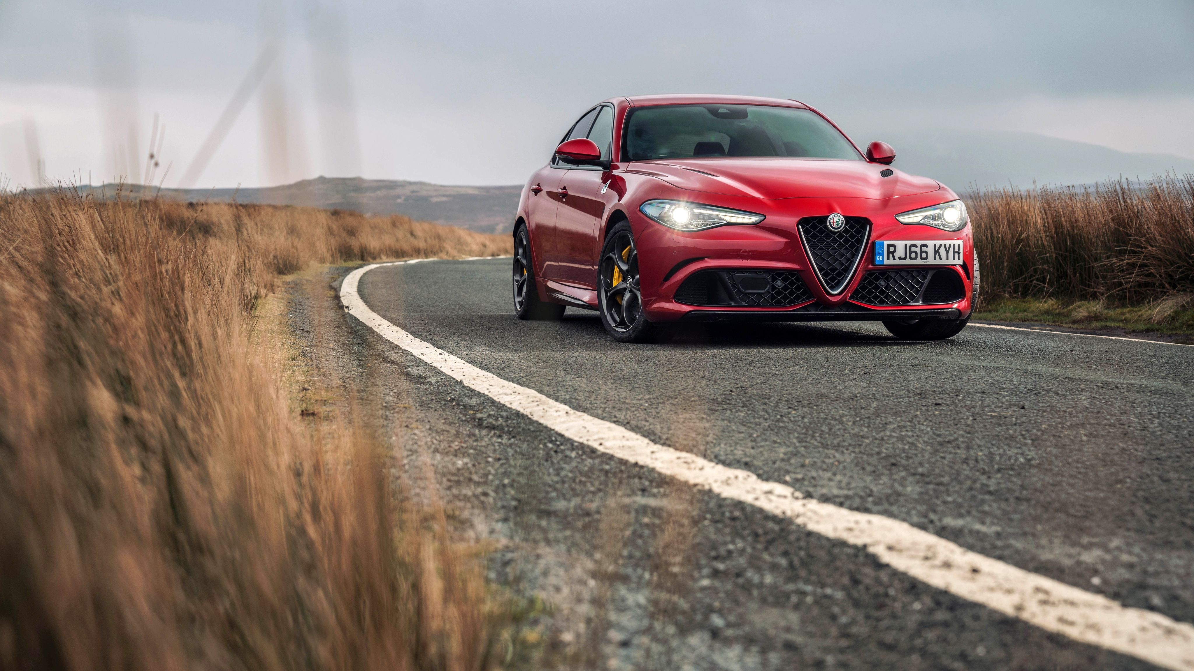 4100x2310 Wallpaper Alfa Romeo Giulia Quadrifoglio, Automotive / Cars, Desktop