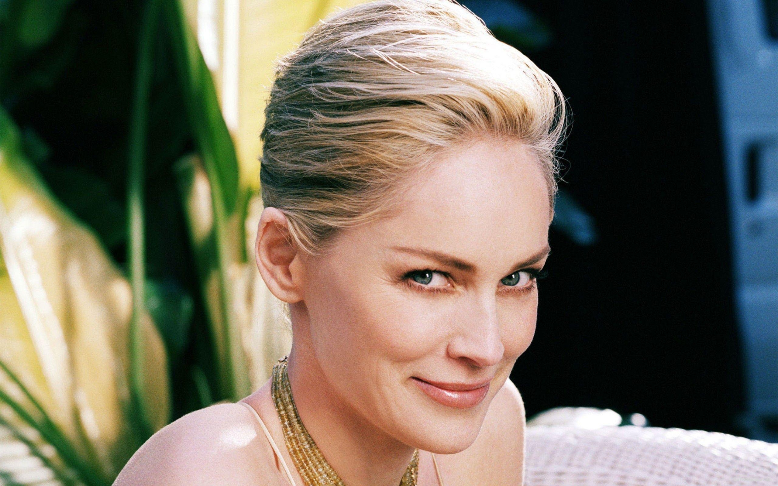 2560x1600 Sharon Stone Wallpaper 08, Desktop