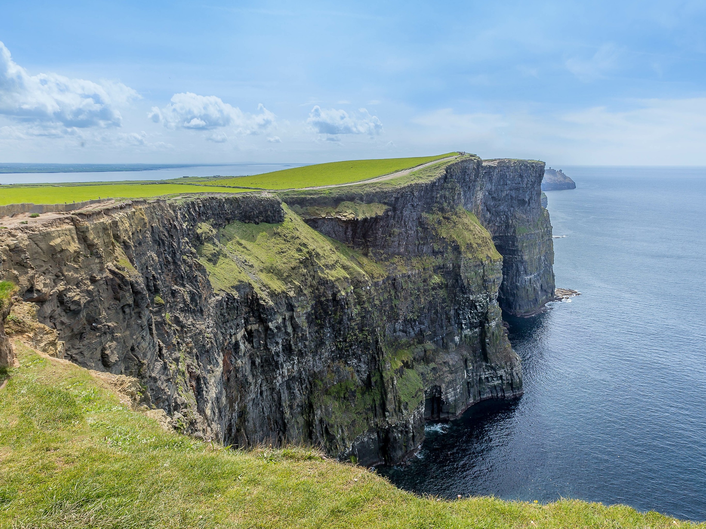 2740x2050 Cliffs Of Moher, Ireland 4K UltraHD Wallpaper. Wallpaper Studio 10, Desktop