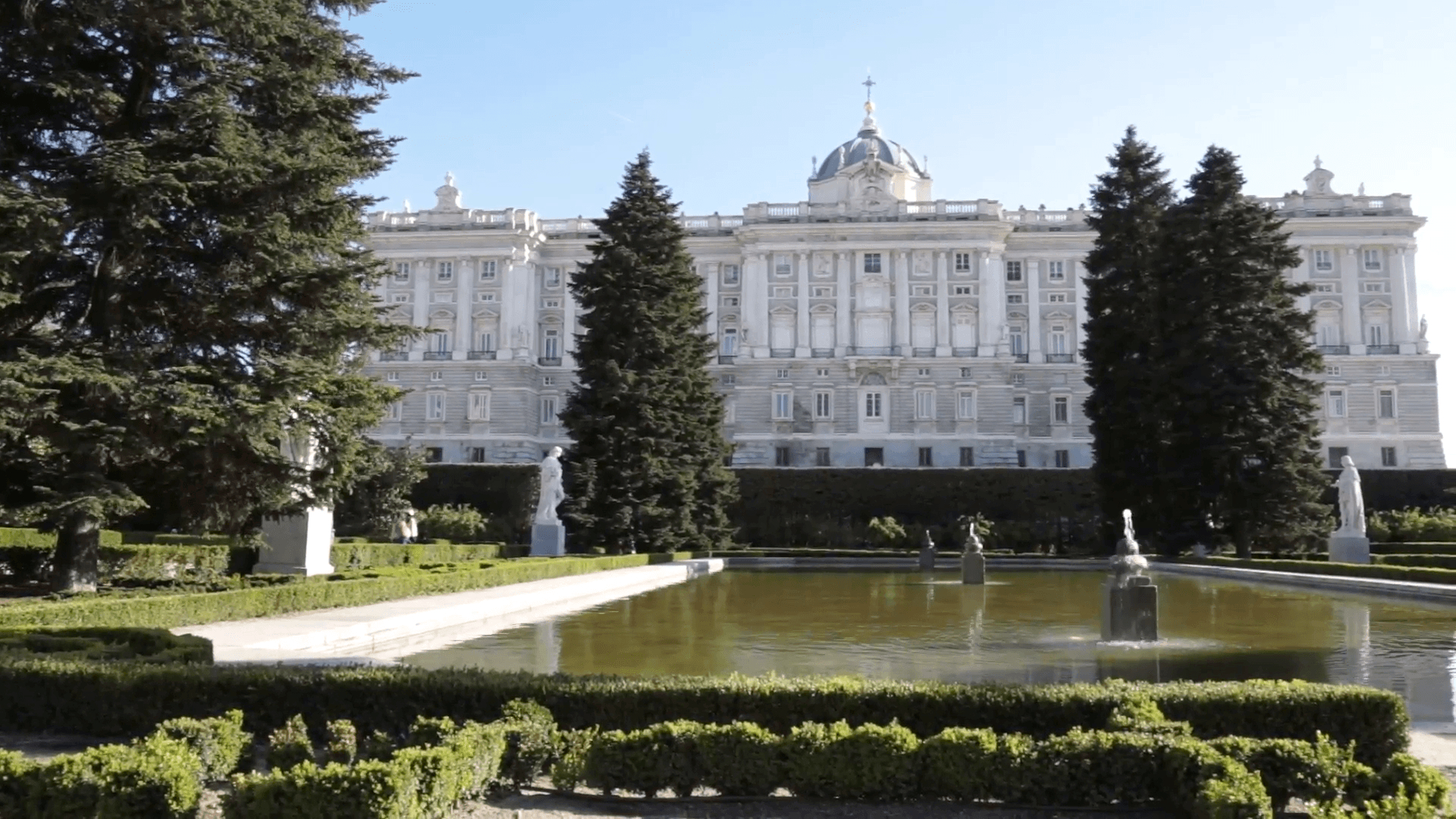 1920x1080 Royal Palace of Madrid garden and pond Stock Video Footage, Desktop