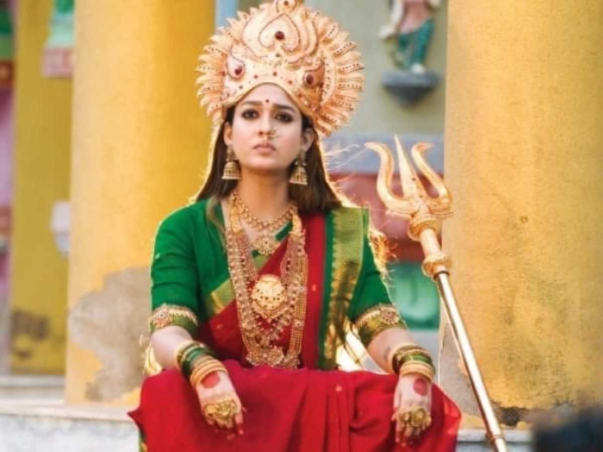 1200x900 THIS new still of Nayanthara as a Goddess from 'Mookuthi Amman' is unmissable. Tamil Movie News of India, Desktop