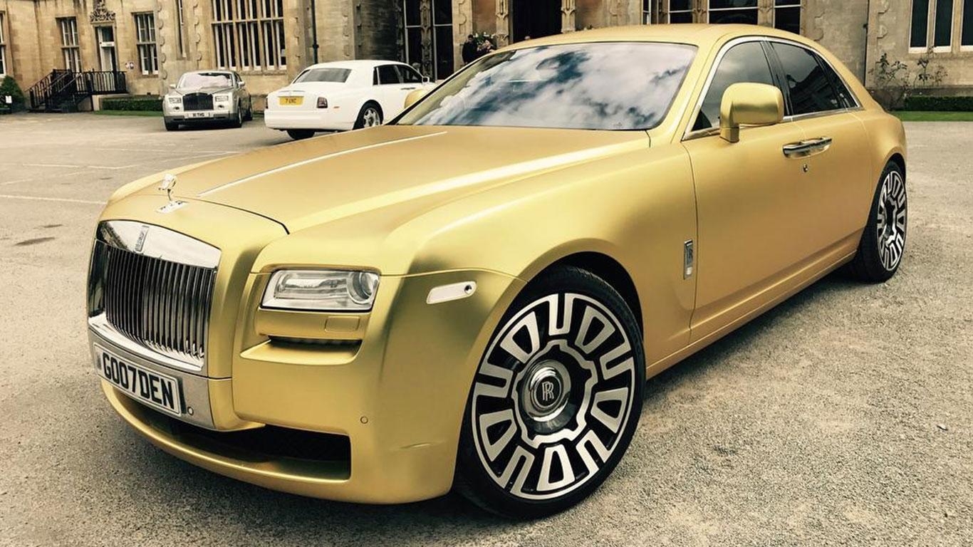 1370x770 You Can Buy This Gold Rolls Royce For Just 14 Bitcoin, Desktop