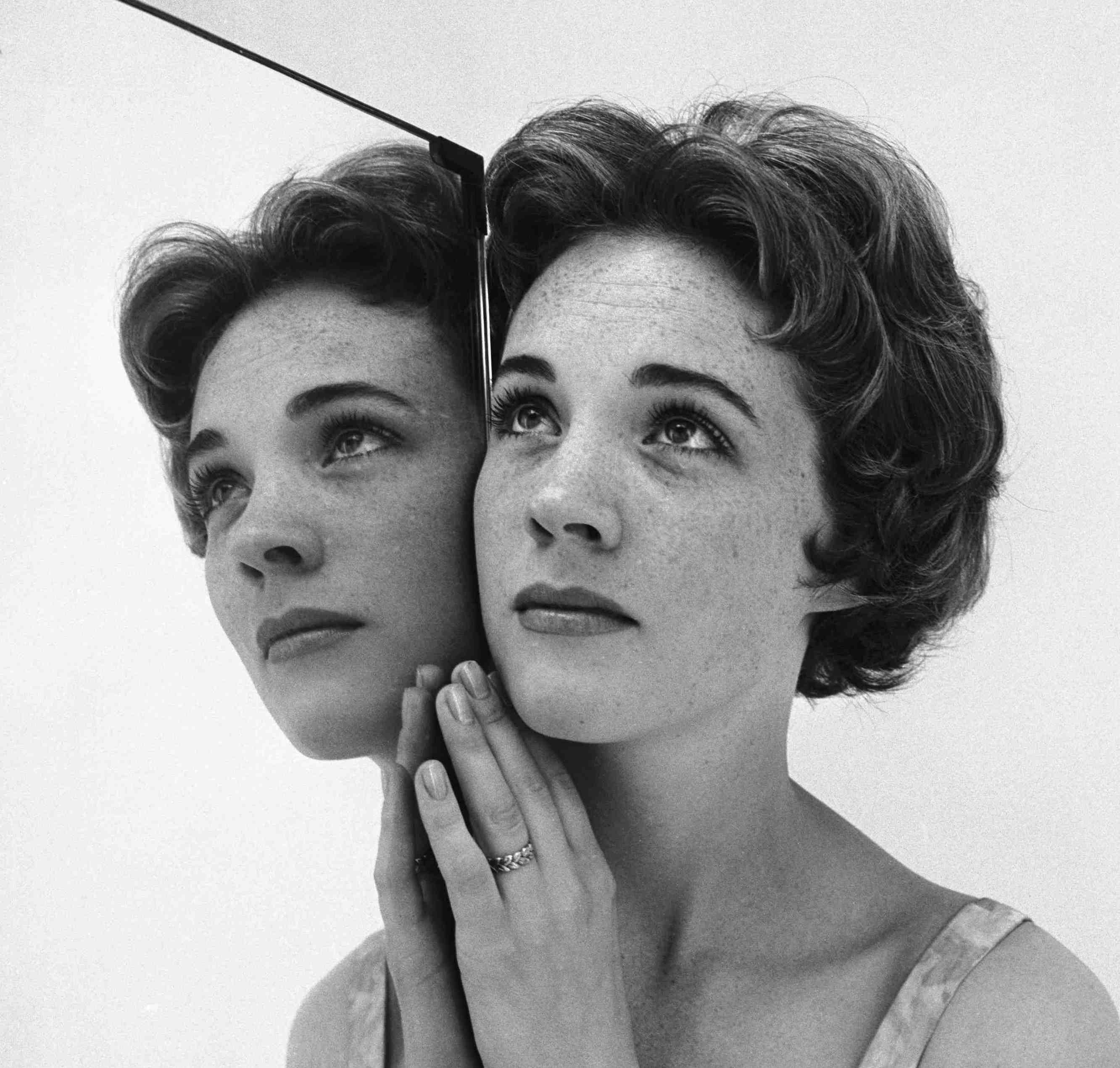 2670x2550 Julie Andrews. On And Off The Record, Desktop