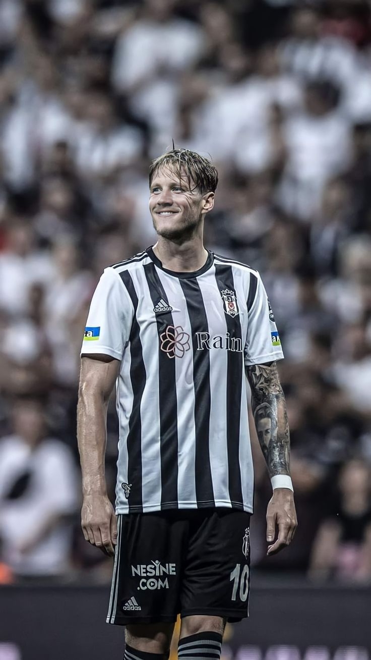 740x1310 Wout Weghorst Weghorst Weghorst Beşiktaş Burnley Wolfsburg AZ ALKMAAR Hollanda Netherlands Dutch Holland. Futbolcular, Takım fotoğrafları, Siyahın gücü, Phone