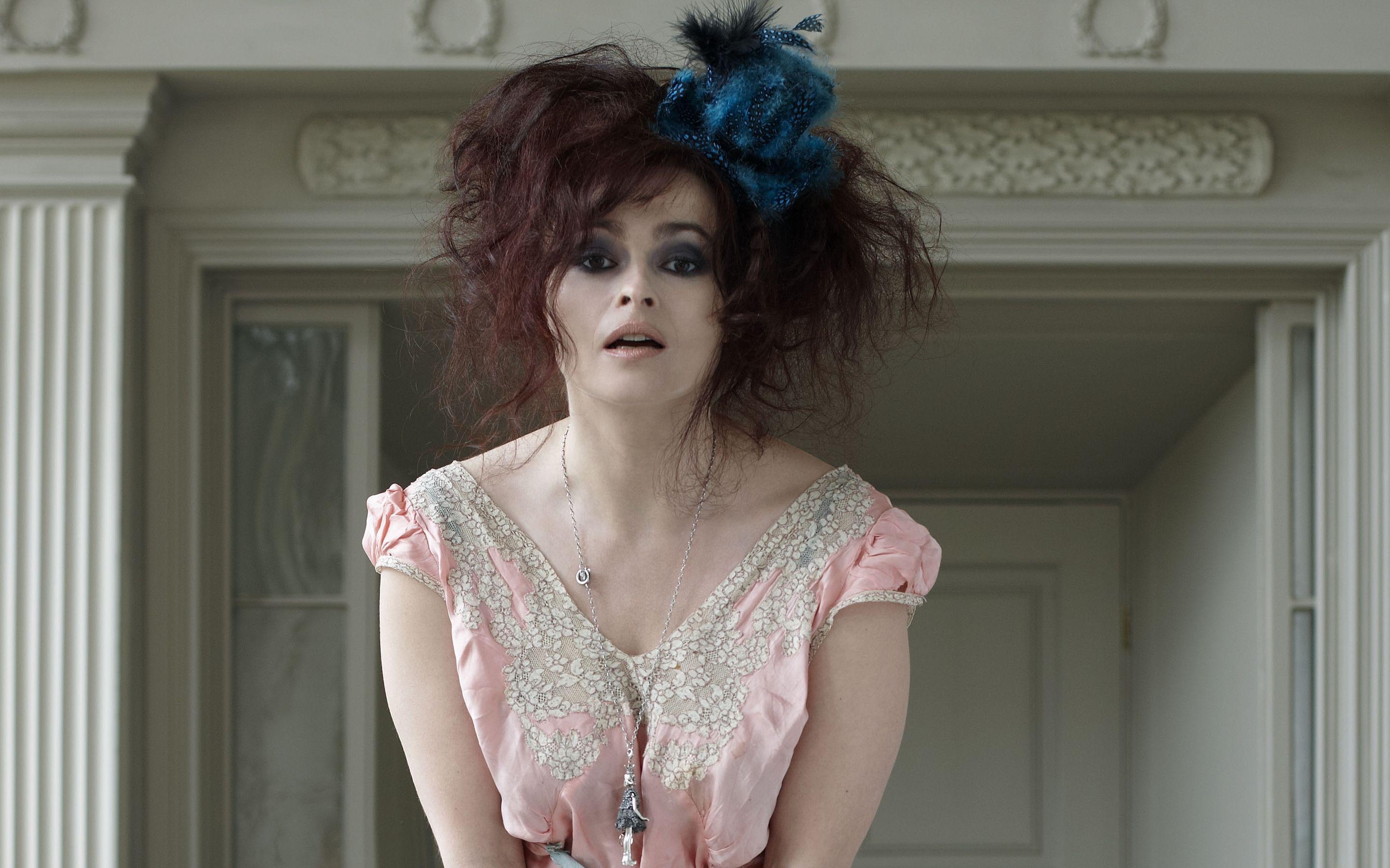 2880x1800 Helena Bonham Carter Wallpaper, Desktop