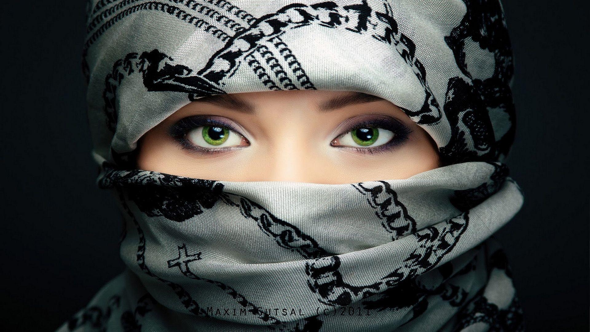 1920x1080 burqa eyes. Beautiful green eyes, Niqab eyes, Eyes wallpaper, Desktop