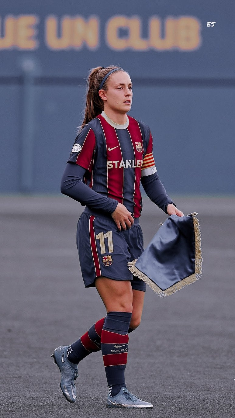 780x1380 Edits Soccer: Wallpaper Alexia Putellas (Barcelona Femeni), Phone