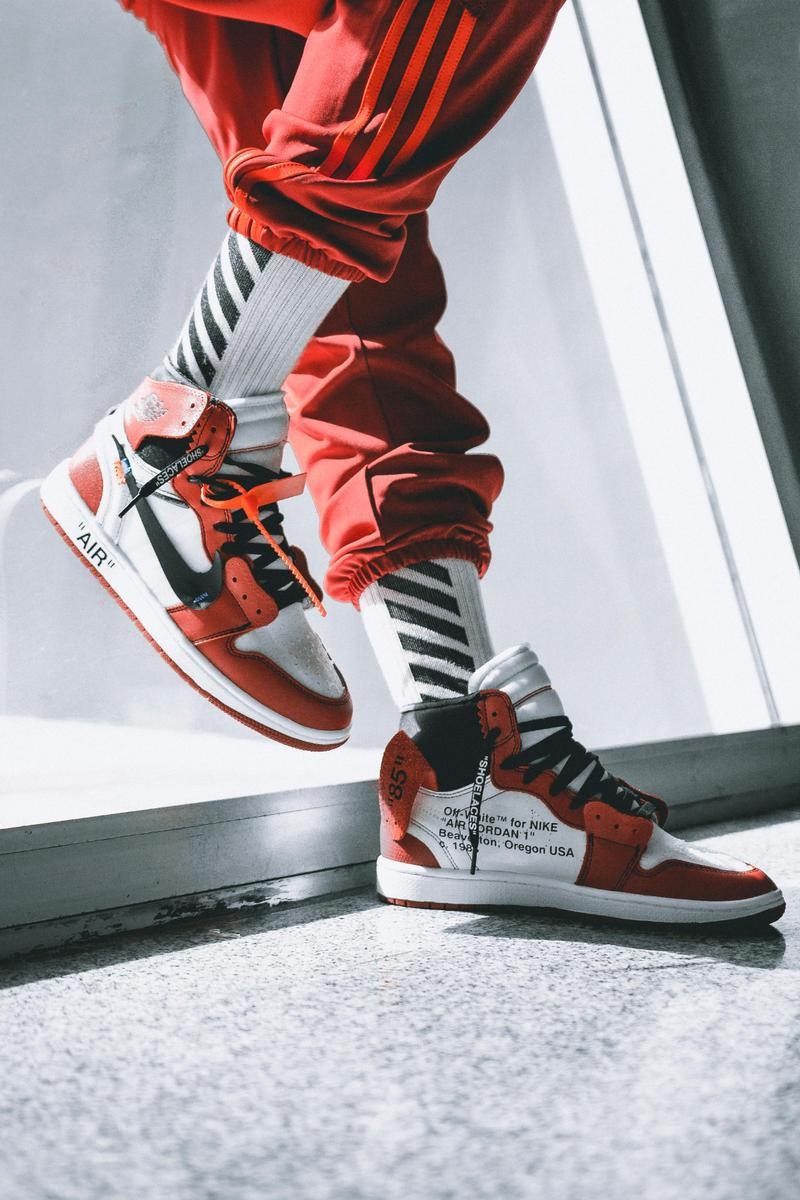 800x1200 OFF WHITE X Air Jordan 1 On Feet Image, Phone