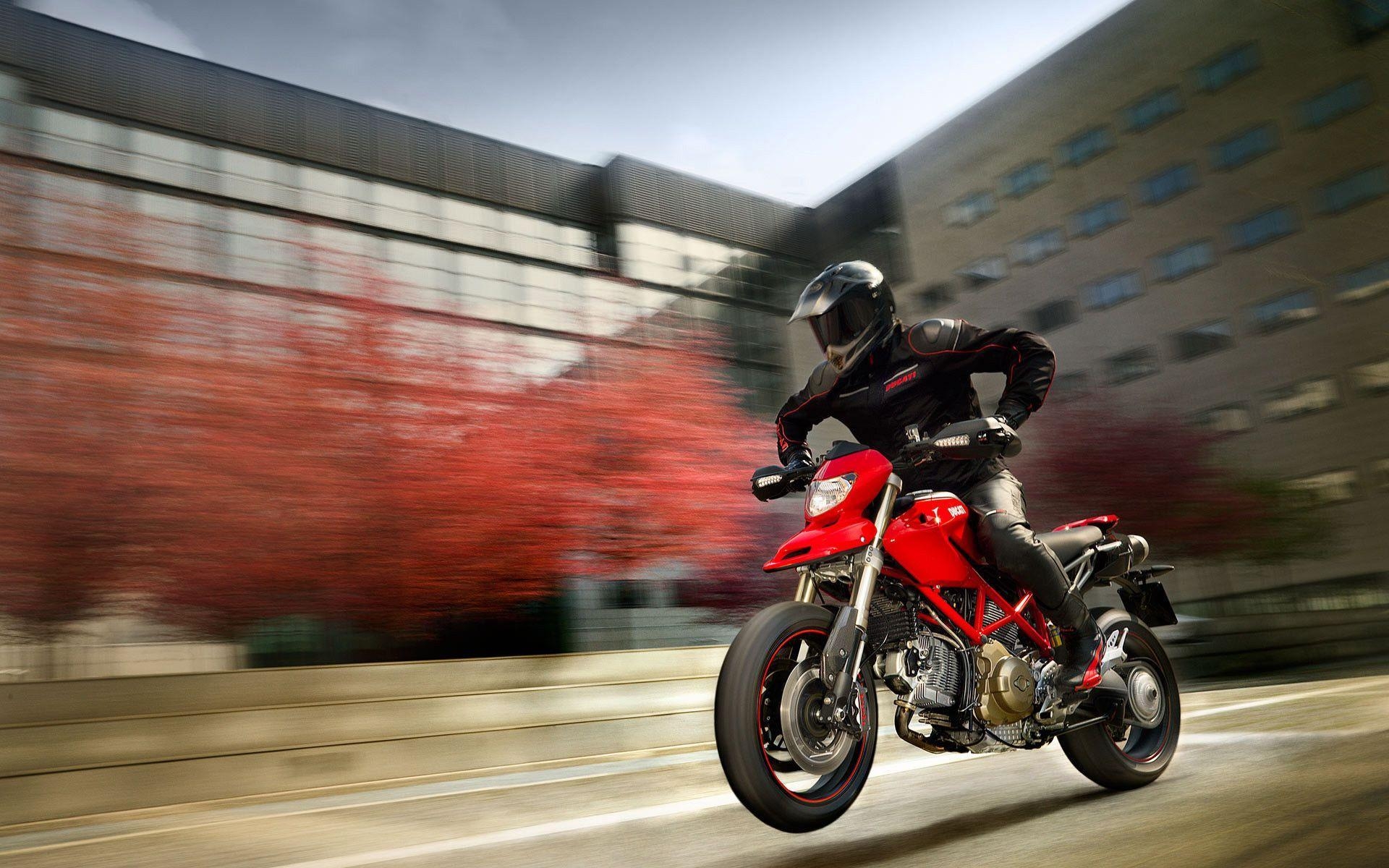 1920x1200 Ducati Hypermotard supermoto motorcycle. picture for desktop, Desktop