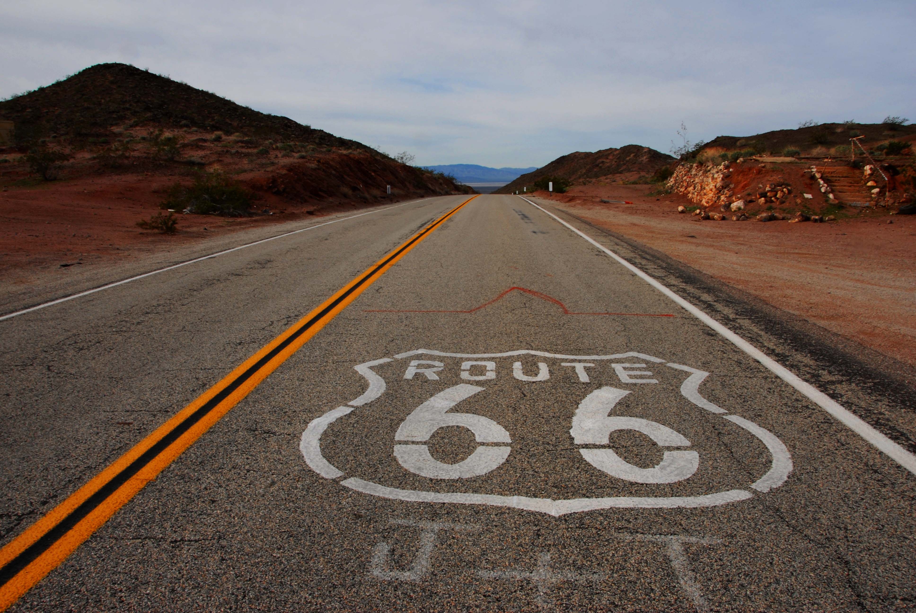 3880x2600 Route 66 Road, Desktop