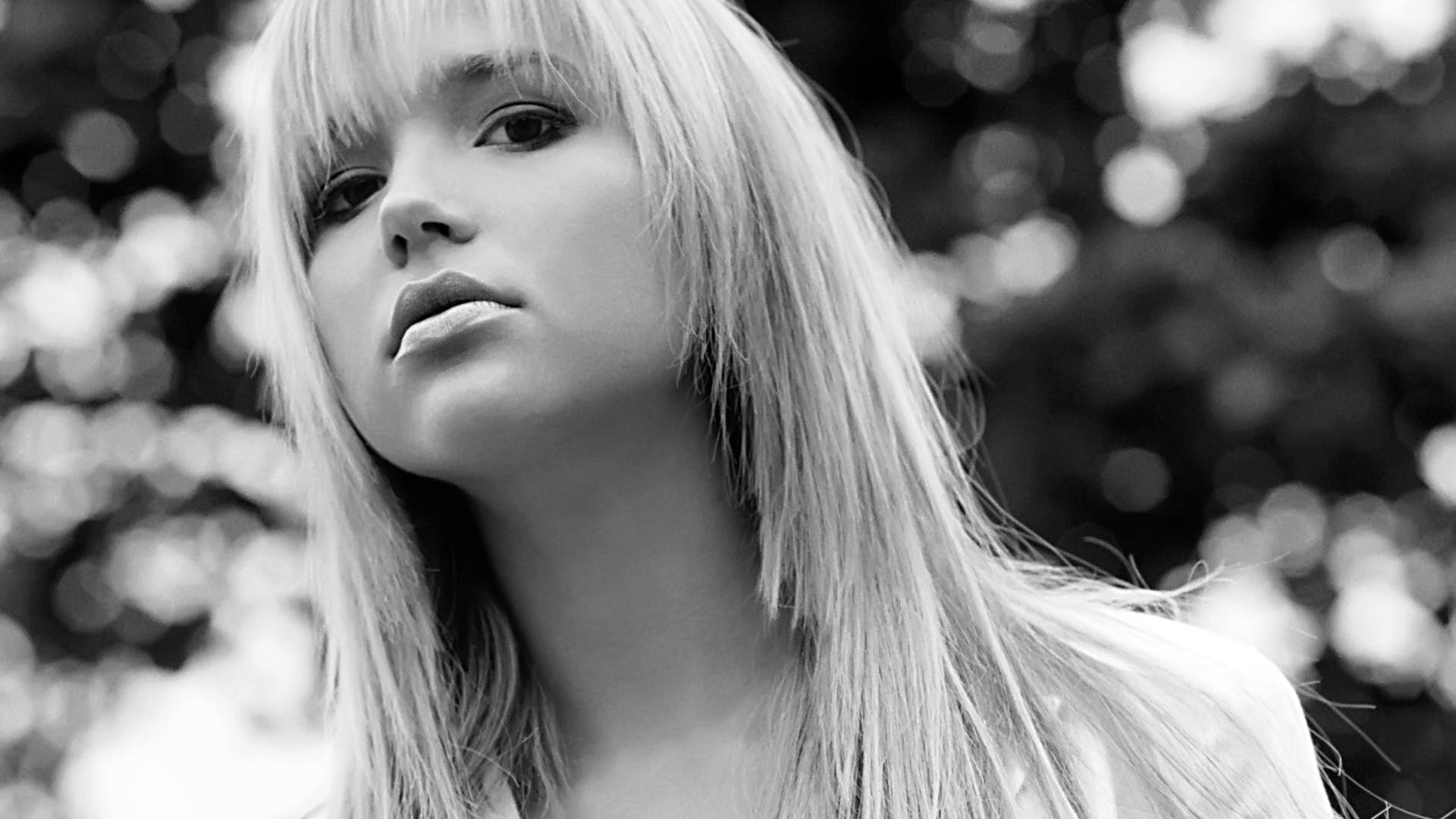 1920x1080 Arielle Kebbel, #face, #blonde, #women, #monochrome, #brown eyes, Desktop