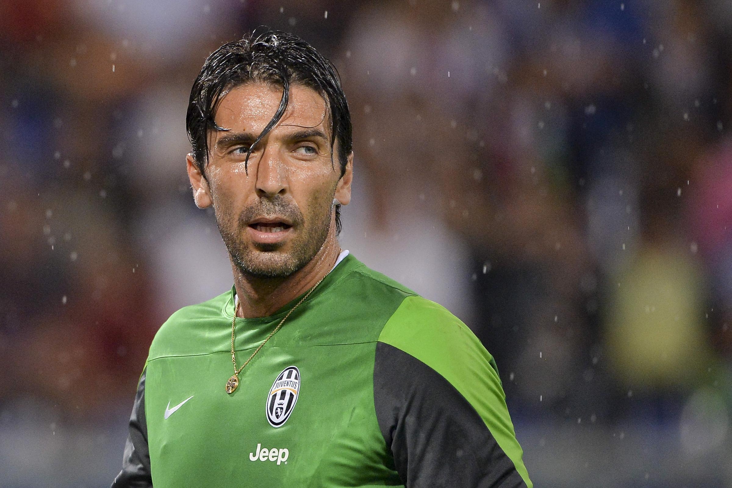 2400x1600 gianluigi buffon 2014 juventus. Desktop Background for Free HD, Desktop