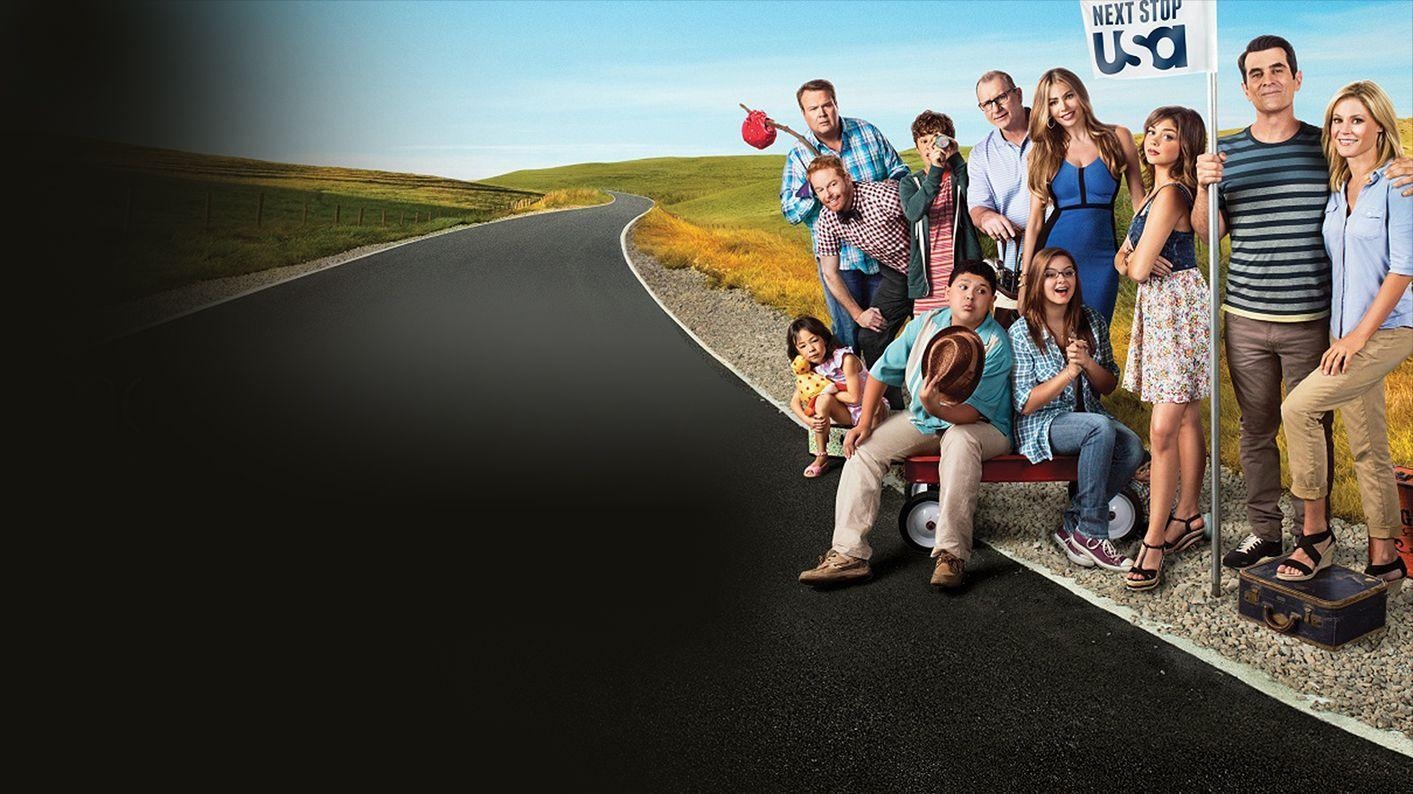 1420x800 USA Gives Modern Family Fans Star Treatment on Second Screen, Desktop