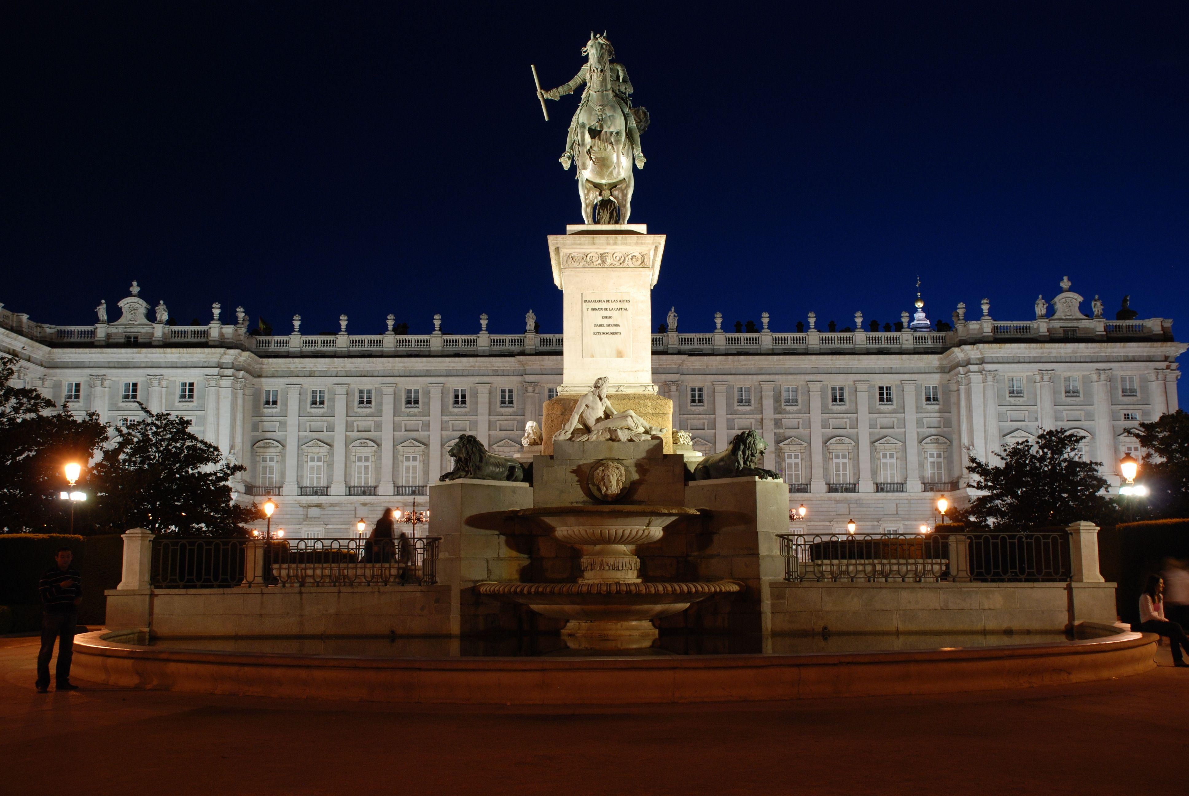 3880x2600 Palacio Real Madrid. Royal, Desktop