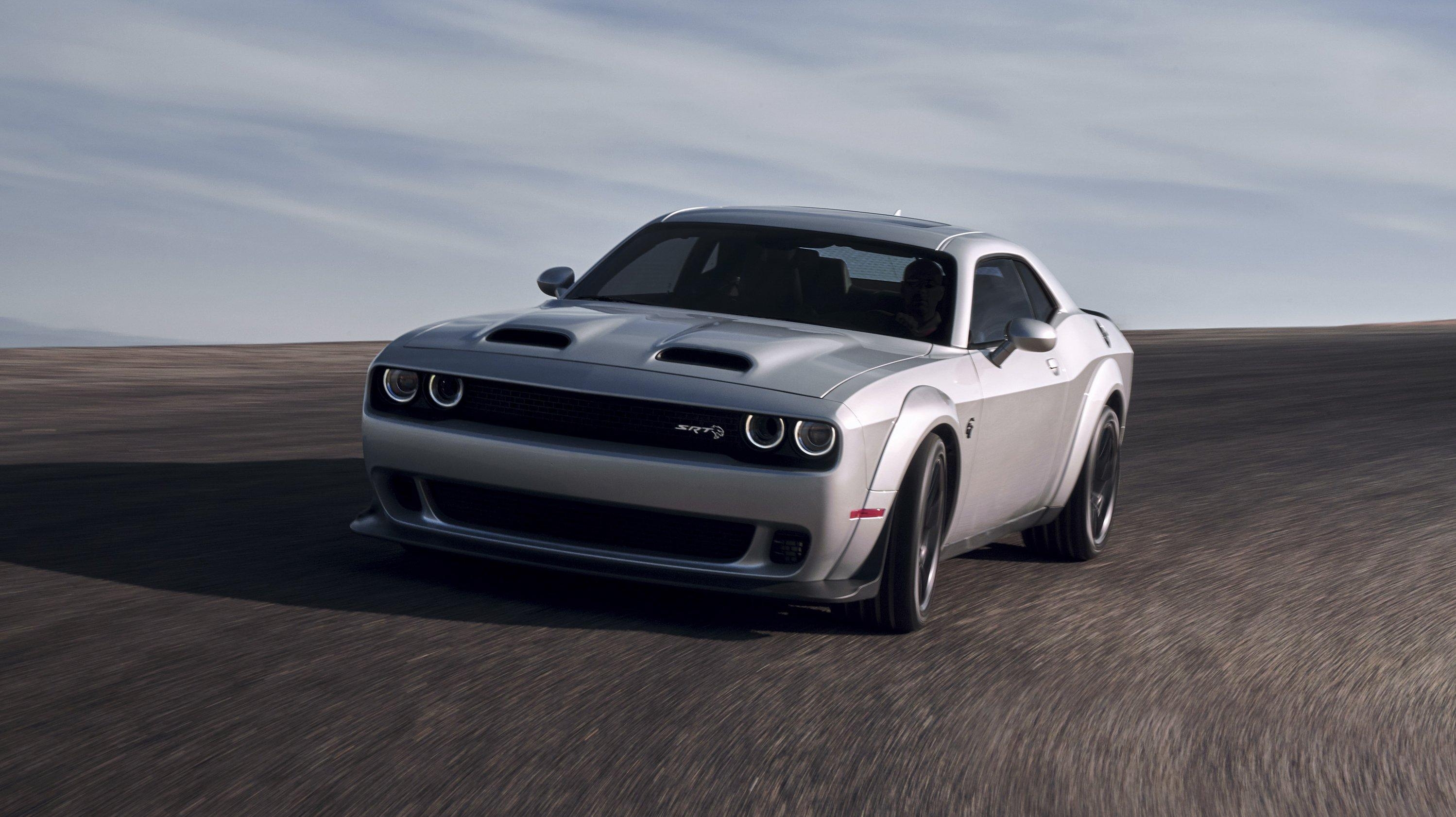 3000x1690 Dodge Challenger SRT Hellcat Redeye Picture, Photo, Wallpaper, Desktop