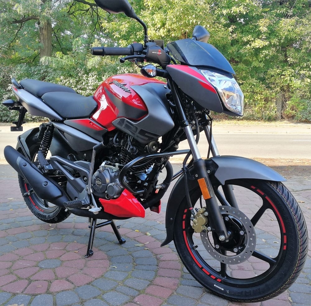 1000x990 Live Photo of Bajaj Pulsar NS125: The Replacement of Pulsar 135LS, Desktop