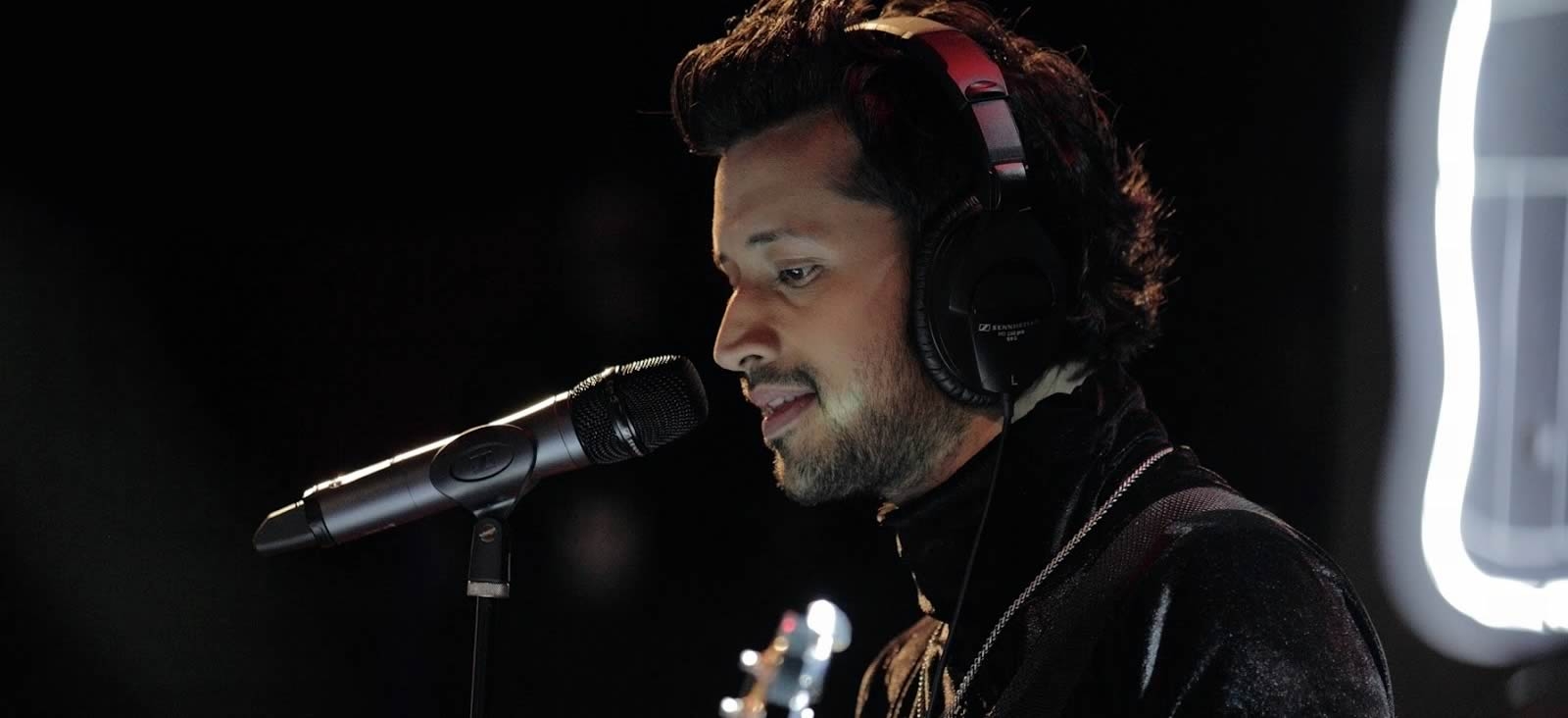 1600x740 atif aslam latest picture. Free HD Wallpaper Download, Dual Screen