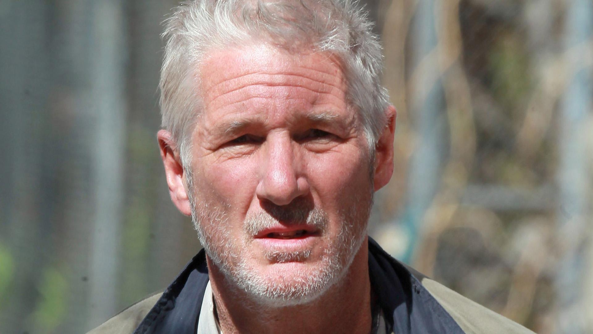 1920x1080 Tourist gives 'homeless' Richard Gere her leftover pizza, Desktop