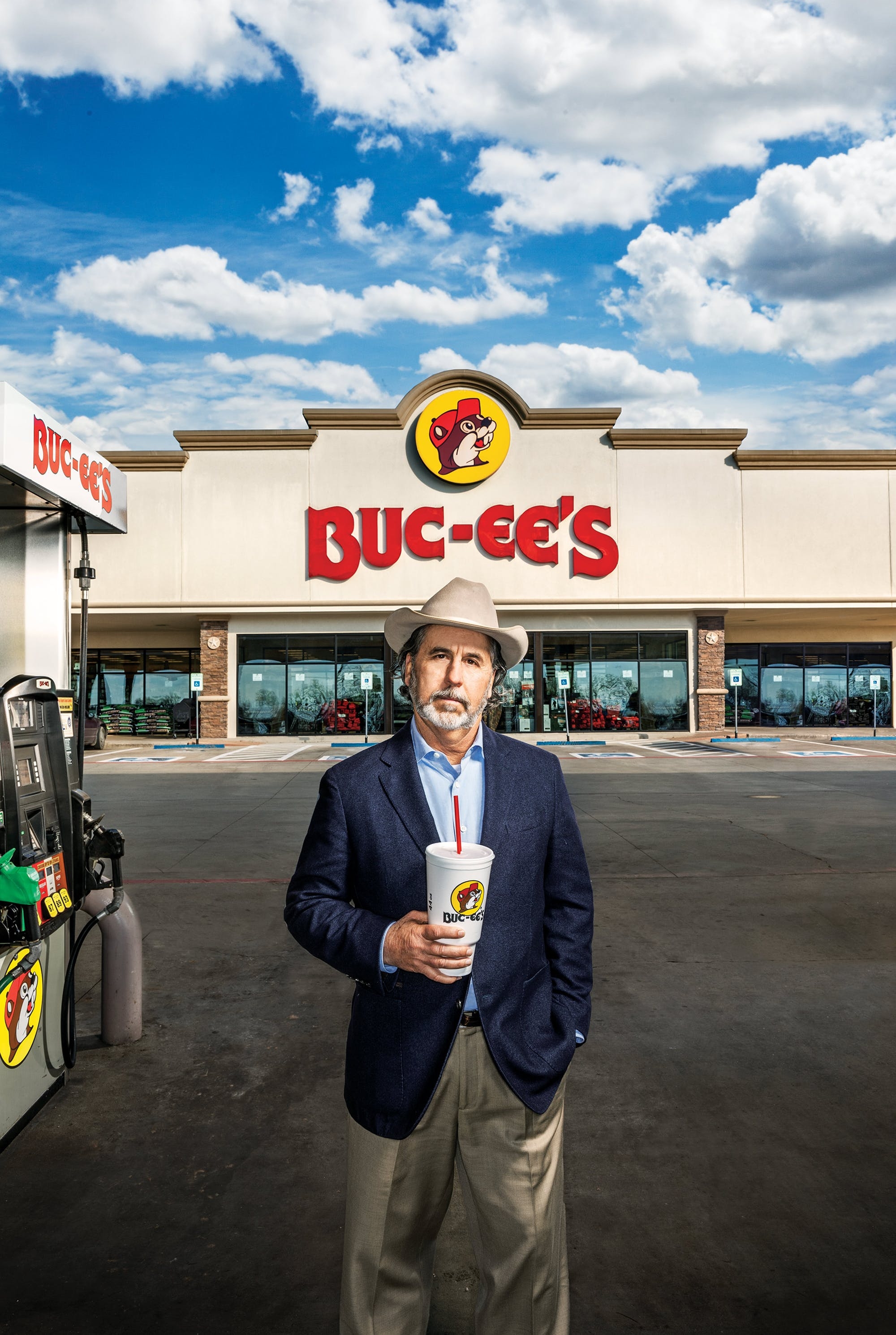 2000x2980 Buc Ee's: The Path To World Domination, Phone