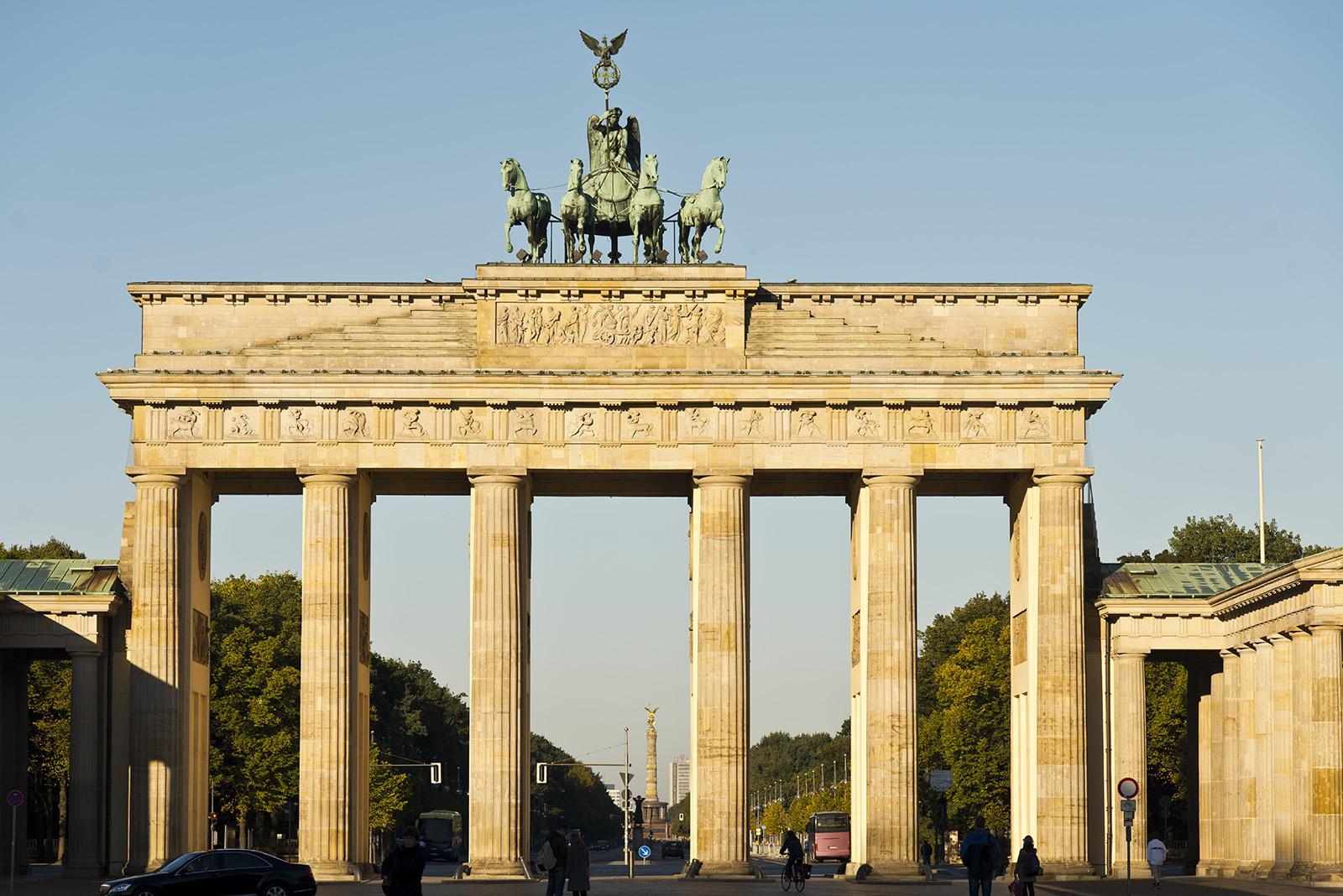 1600x1070 Brandenburg Gate Wallpaper 23 X 1068, Desktop