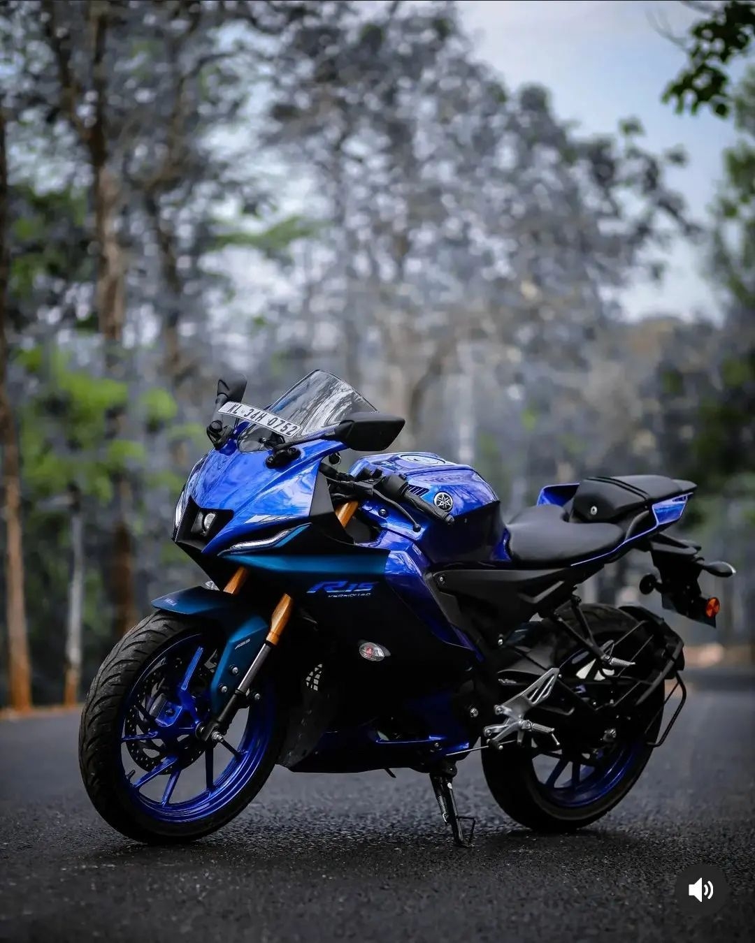 1080x1350 Yamaha R15 V4 on Instagram: “R15V4 vs, Phone