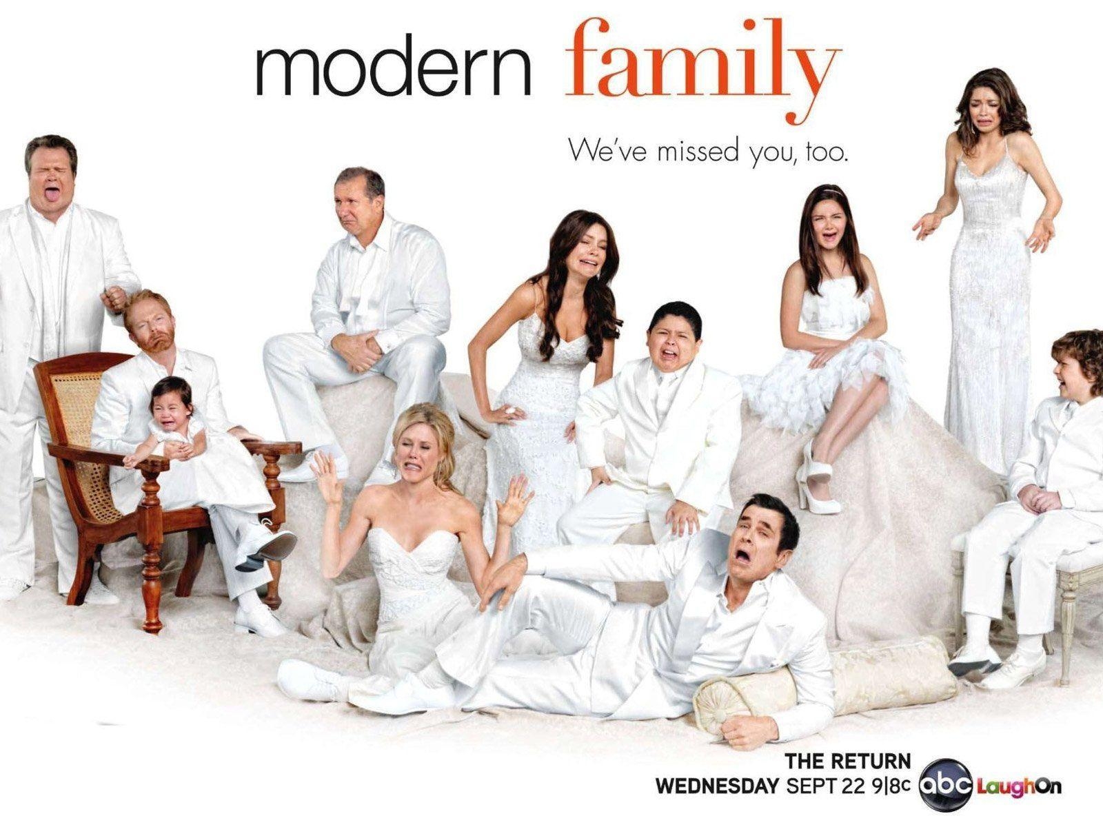 1600x1200 UV12 HD Quality Modern Family Wallpaper, Modern Family Wallpaper, Desktop